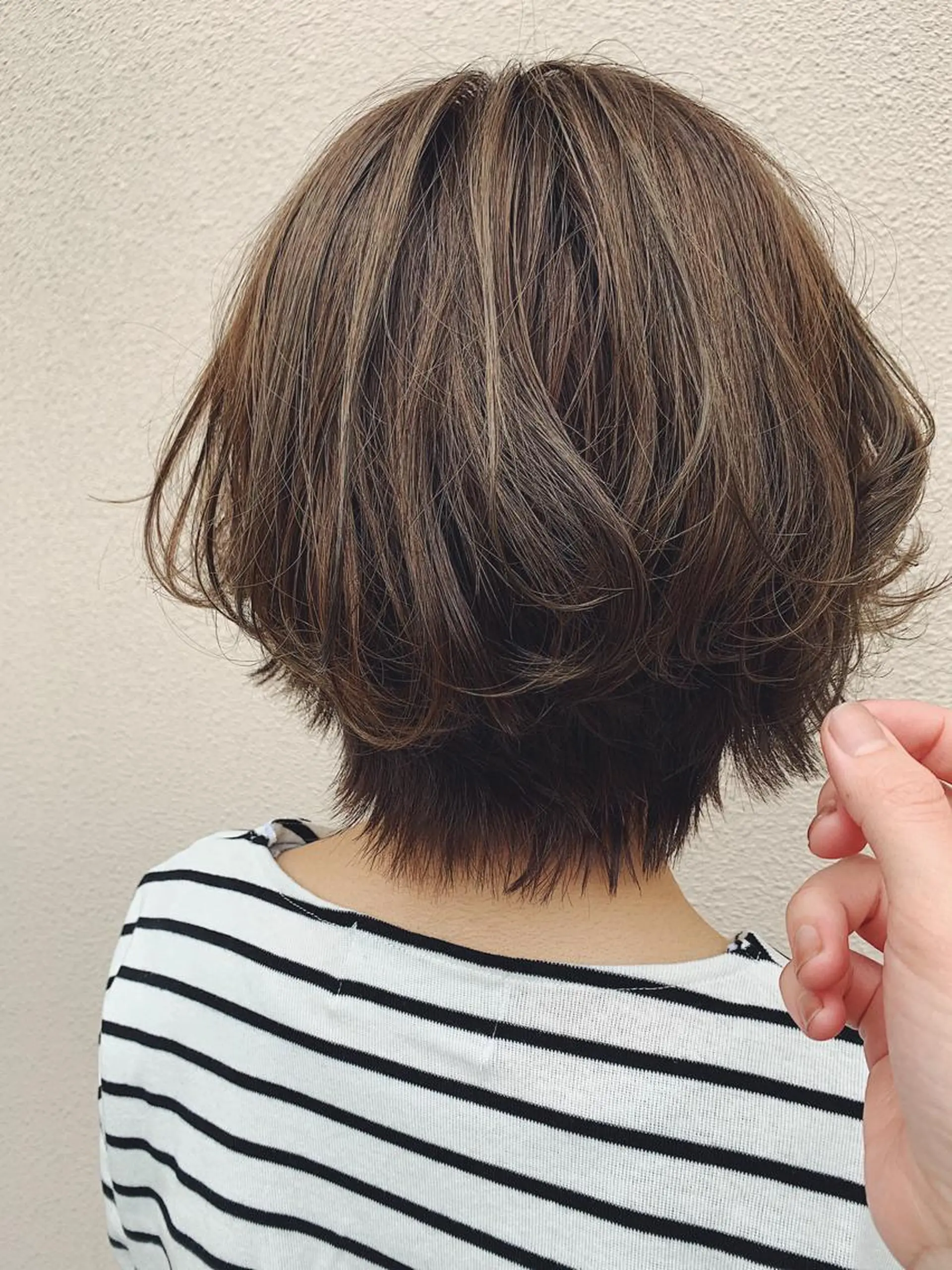 ショート カラー パーマ 中垣 南のヘアスタイル