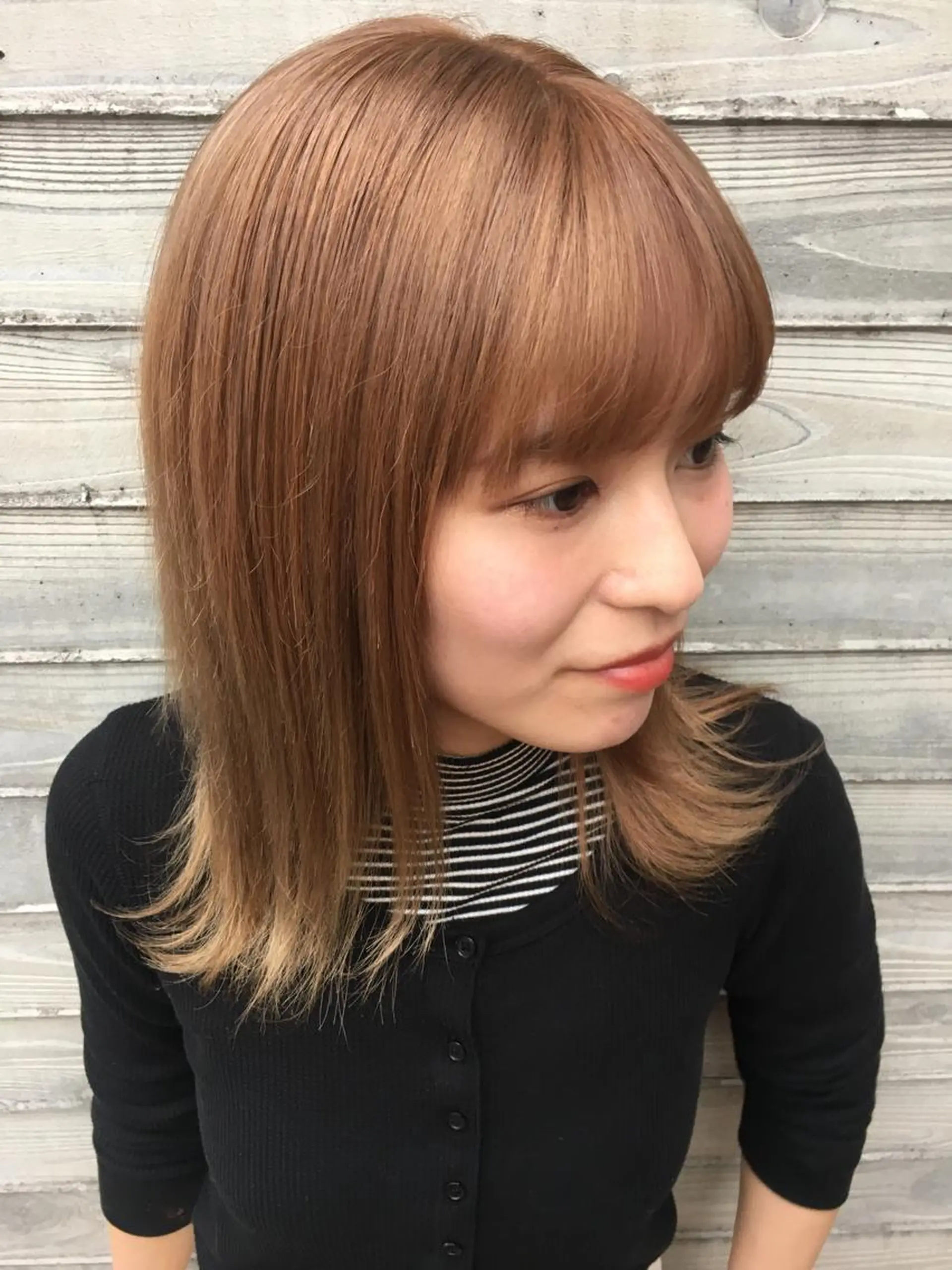 ミディアム カット ヘアカラー トリートメント rico_by ヘアとアイブロウの眉毛・アイブロウイメージ