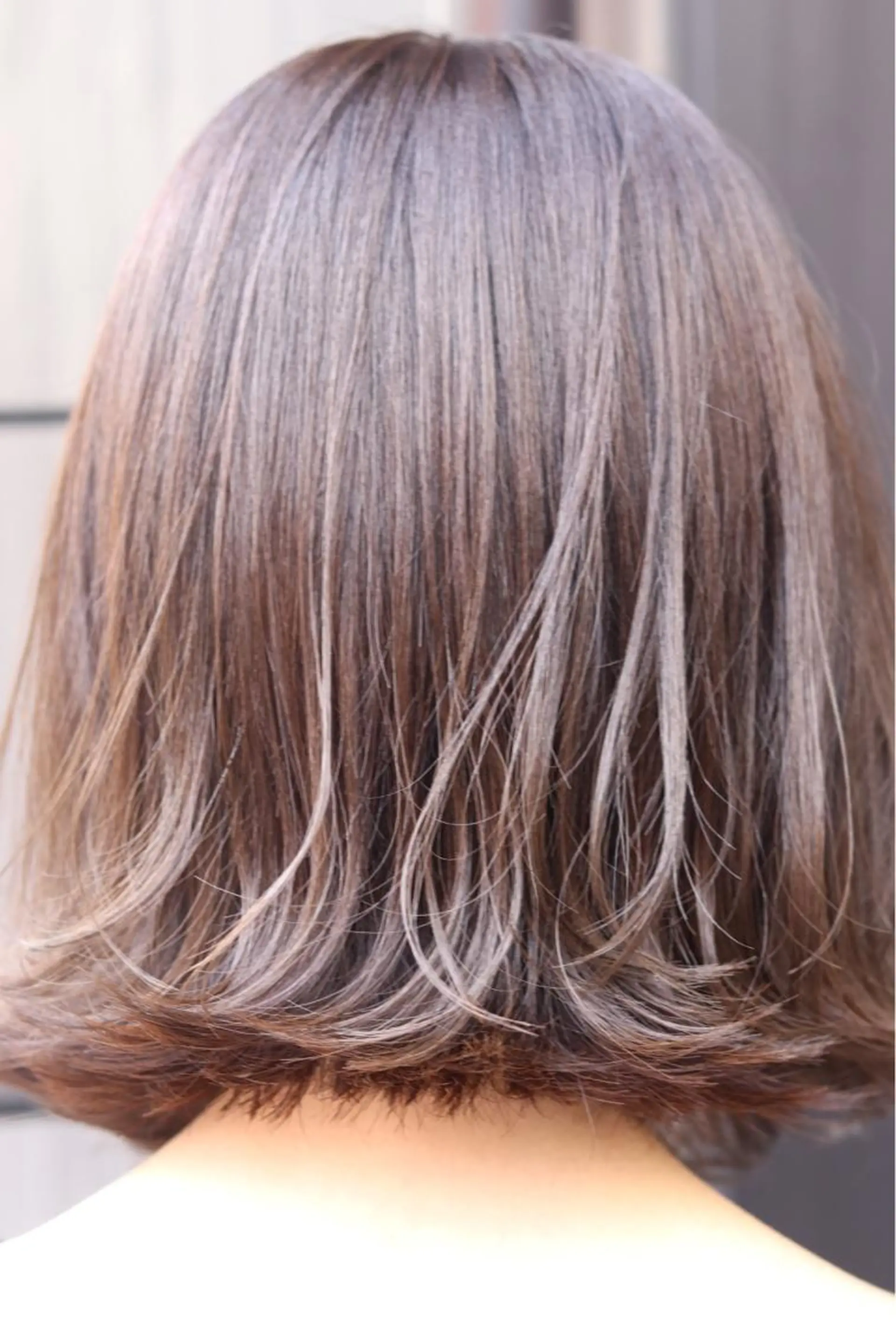 ショート カラー ブリーチ グレージュ ブリーチなしカラー ボブ DUMBO所属・【完全マンツー 恵比寿】佐藤 翔のヘアスタイル