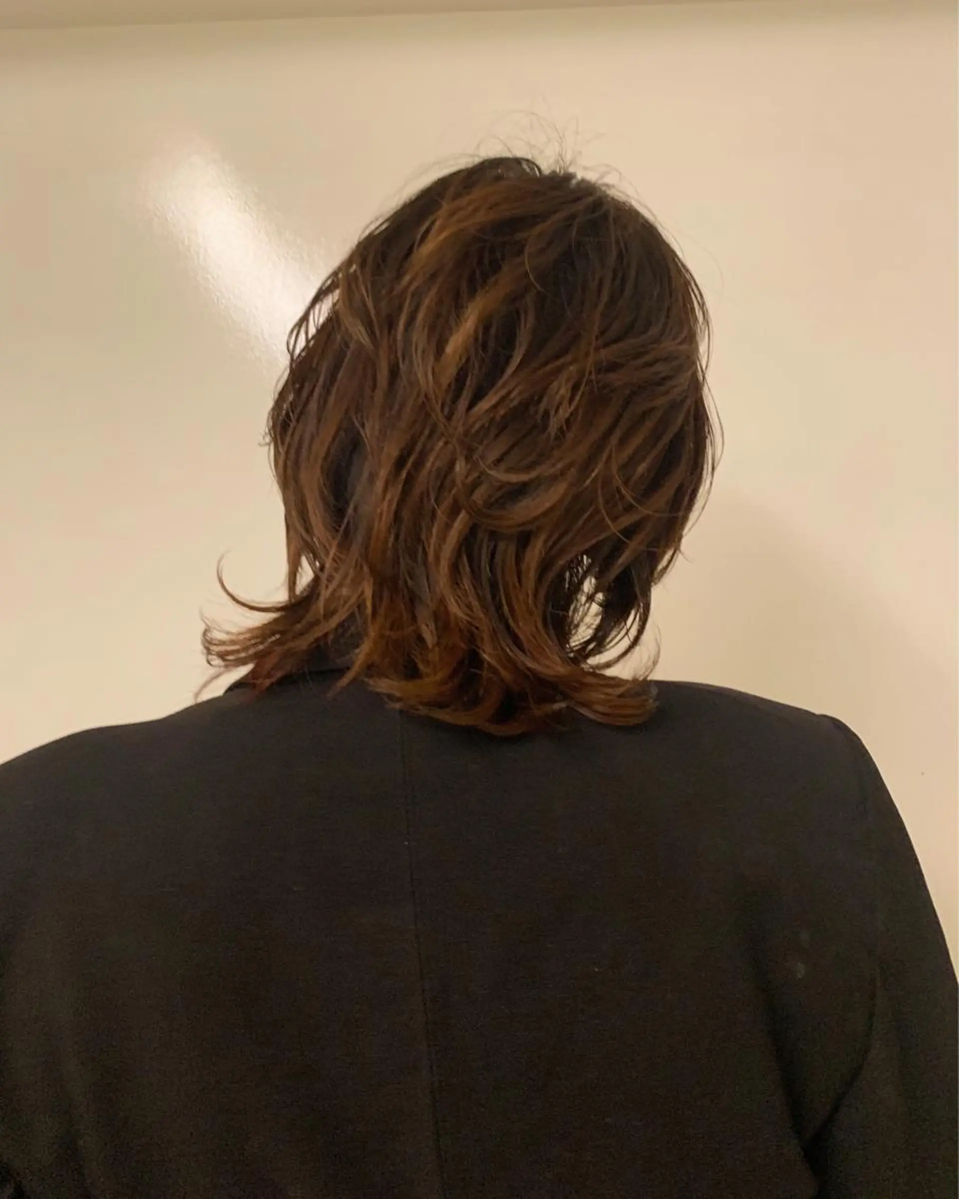 ミディアム カラー よしだ とおいのヘアスタイル