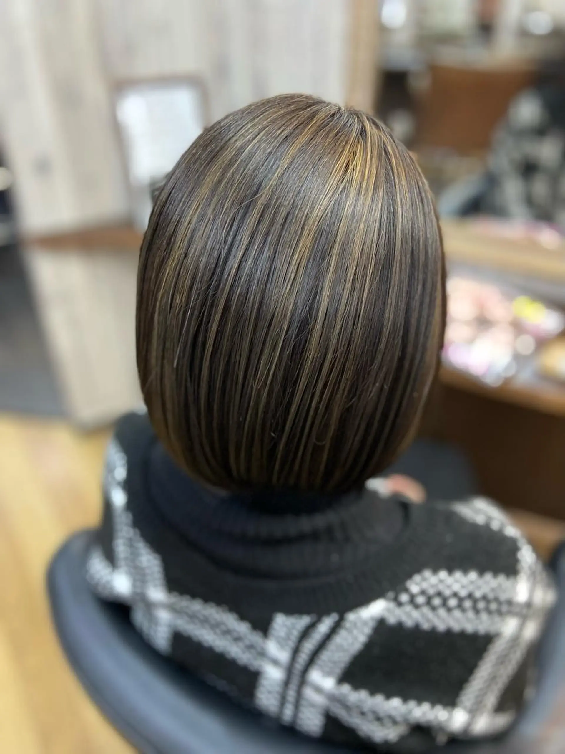 ミディアム ハイライト ARK 武藤のヘアスタイル