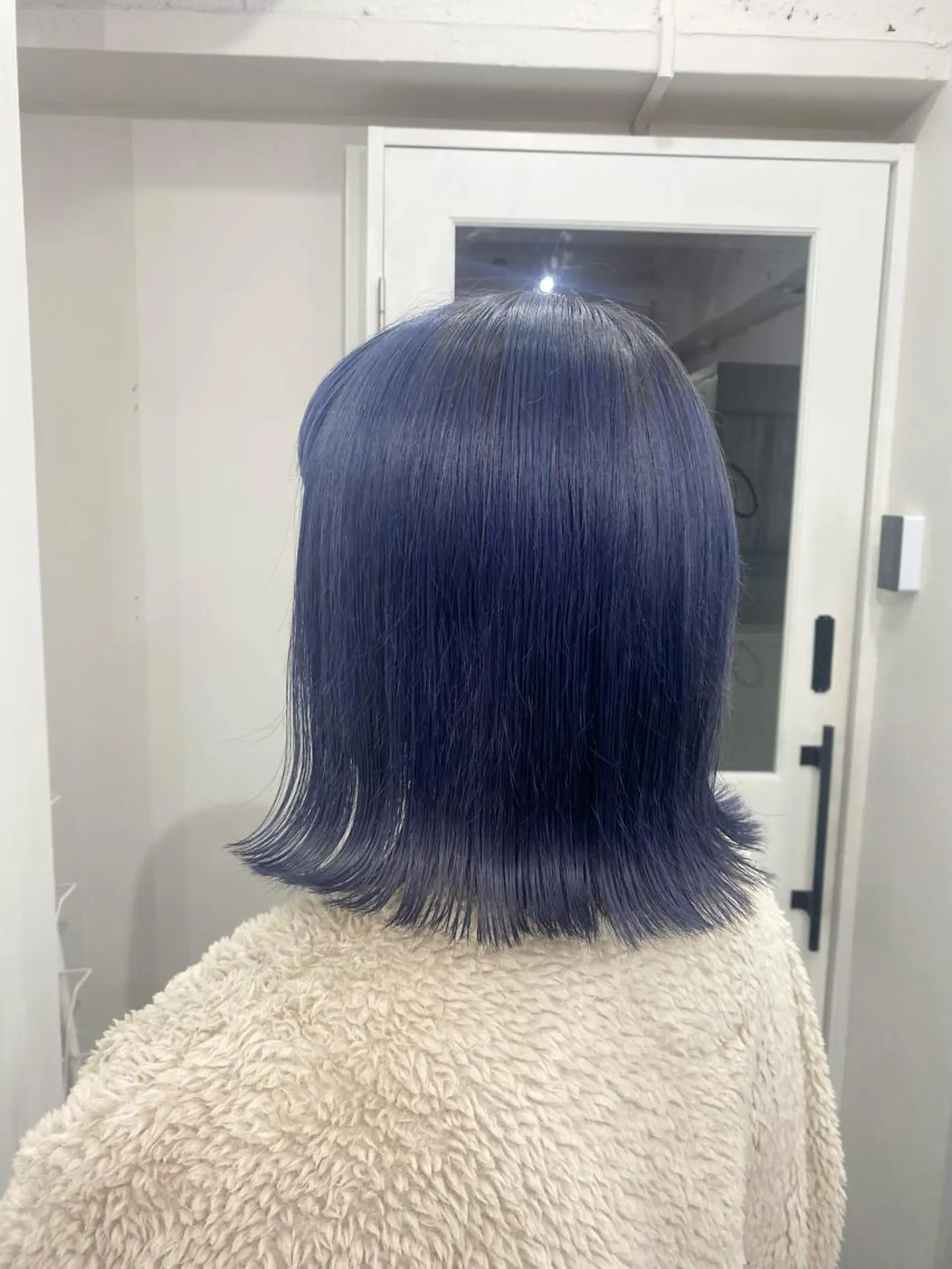 セミロング カラー ブリーチ ブルーカラー 楓🦋韓国系レイヤー / 透明感カラー🤍のヘアスタイル