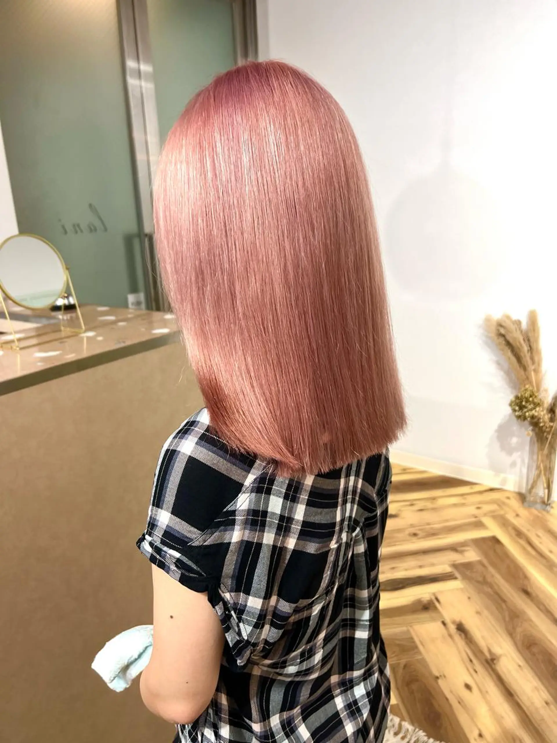 ミディアム カラー バレイヤージュ ブリーチ ケアブリーチ ハイライトカラー インナーカラー ヘアカラー トリートメント lani ブリーチ /ダブルカラーのヘアスタイル