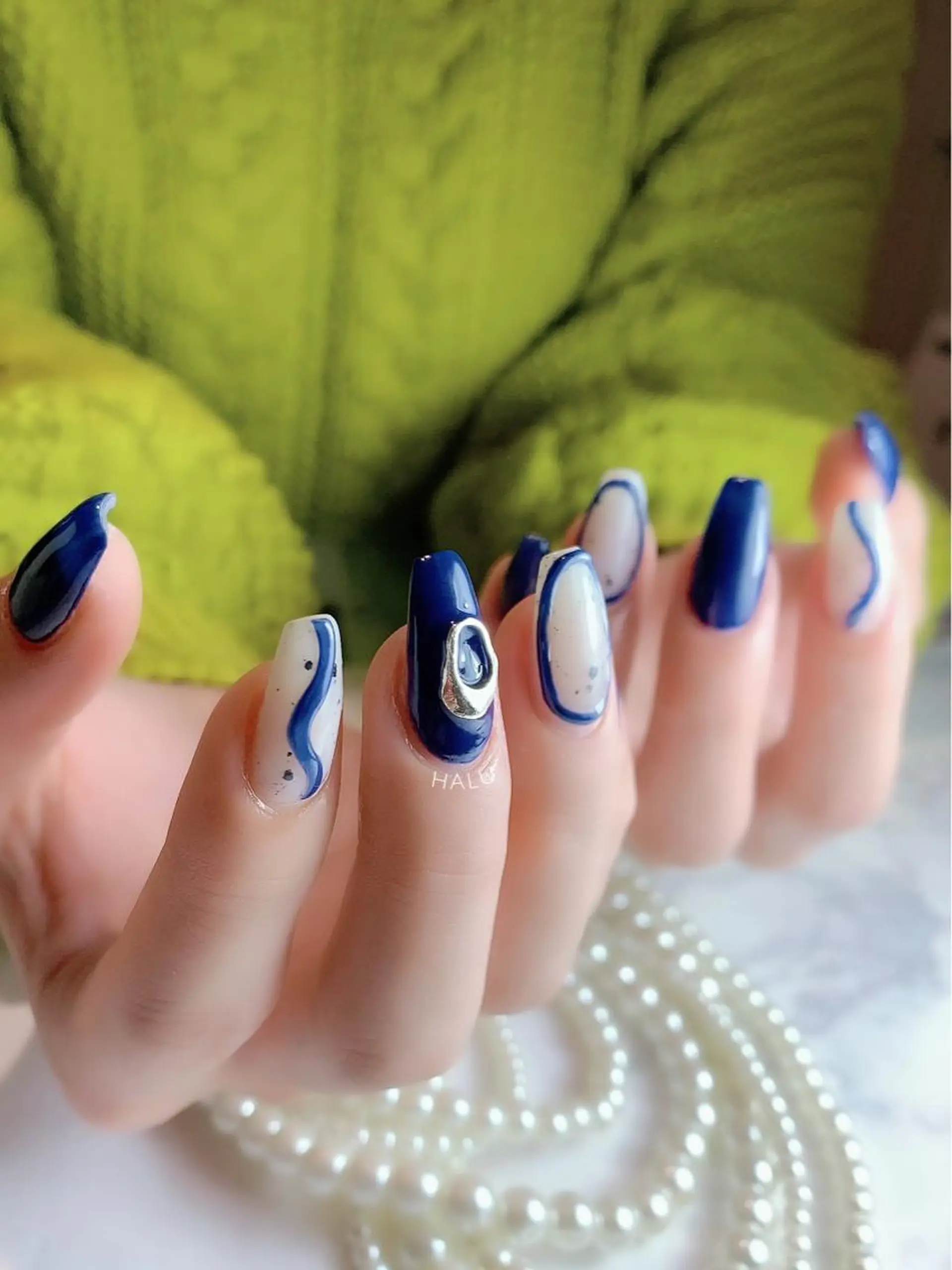ネイル ネイビー ぷっくりネイル HALU ハルのネイルデザイン