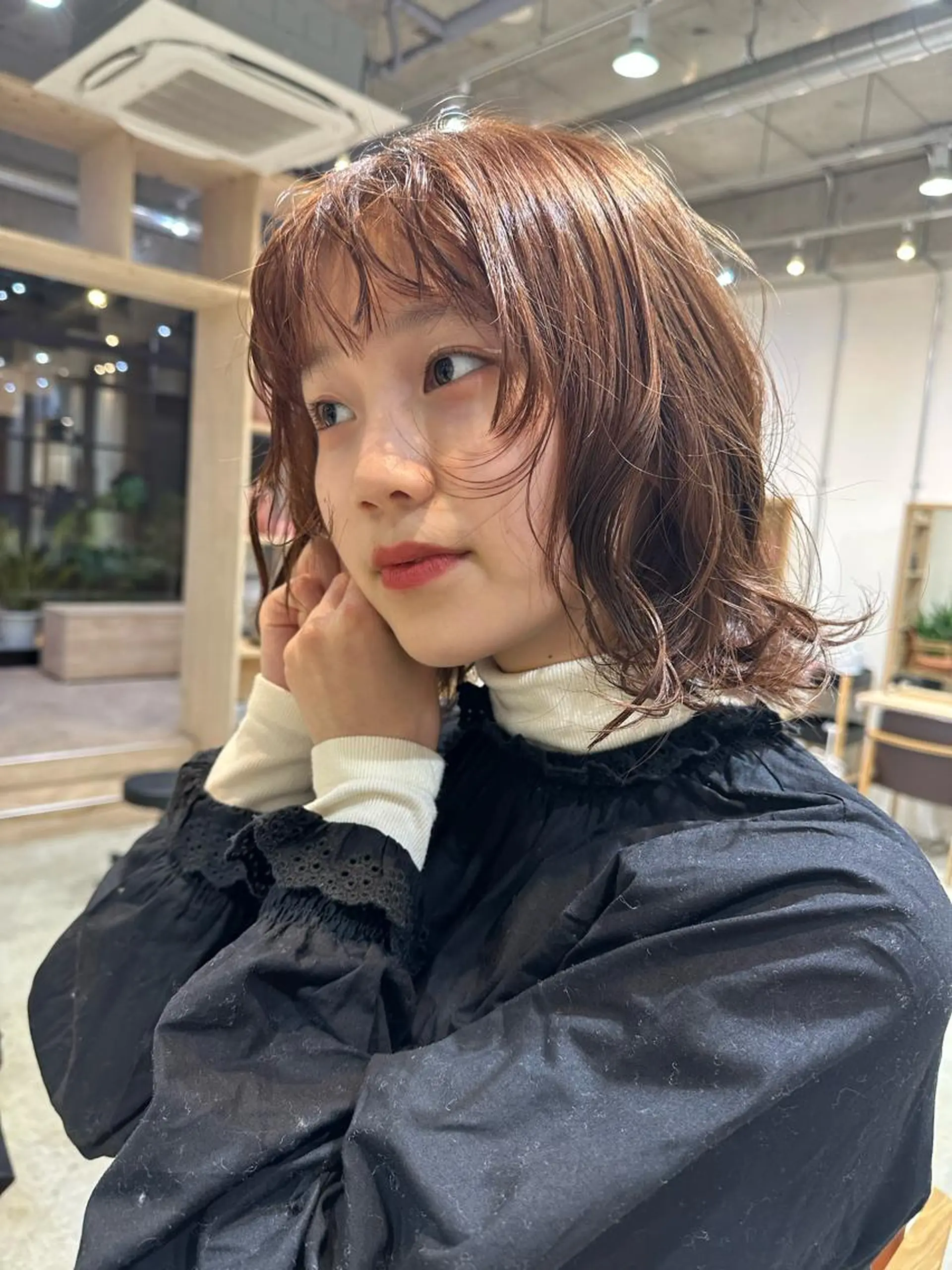 ショート カラー パーマ ヘアアレンジ ブラウンカラー オレンジ オレンジブラウン ピンクカラー ピンクブラウン ボブ/レイヤー/ニュ アンスパーマ/小夏のヘアスタイル