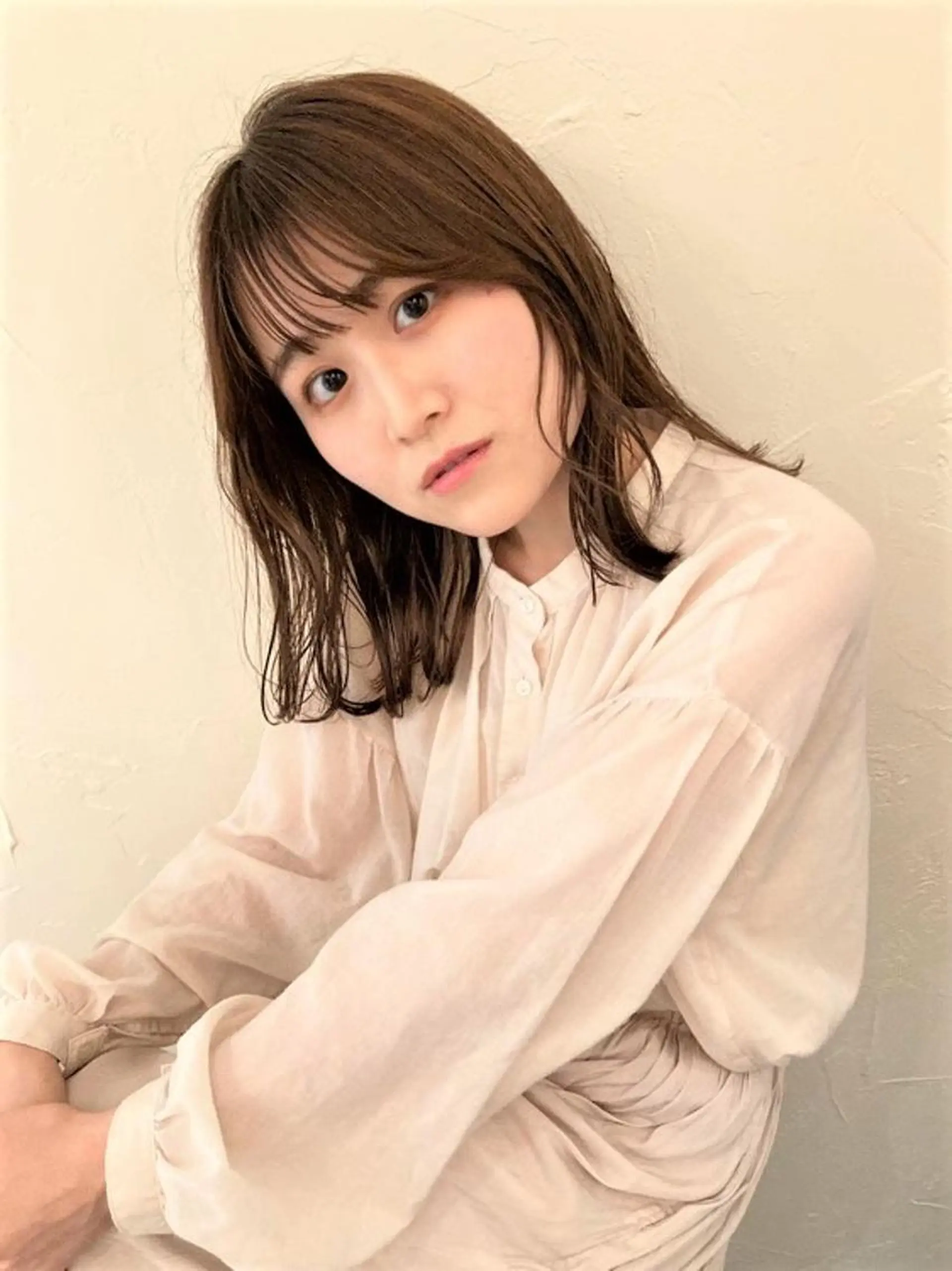 ミディアム シマダ アユミのヘアスタイル