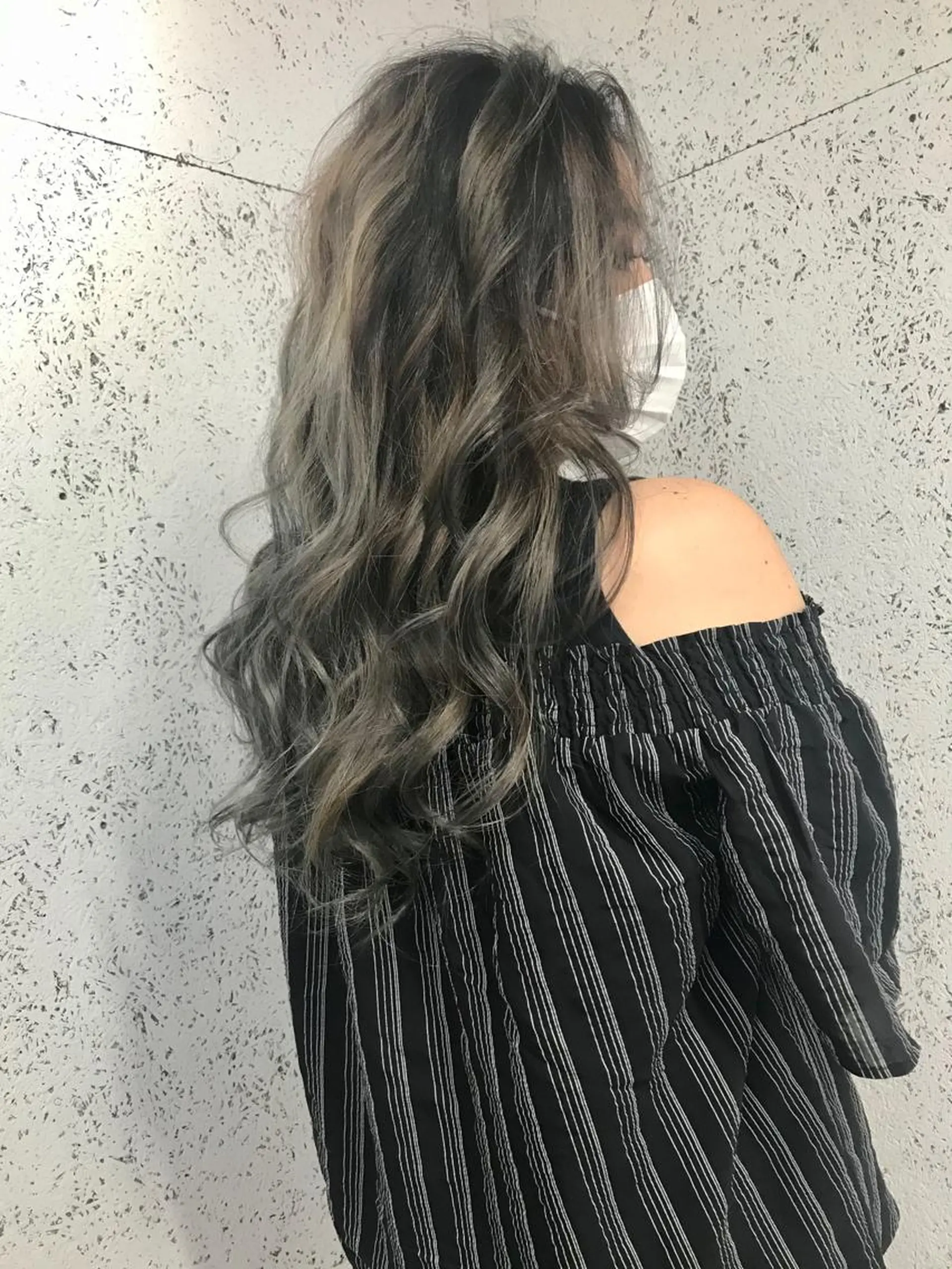 ロング カラー KOOKI スティードトーキョーのヘアスタイル