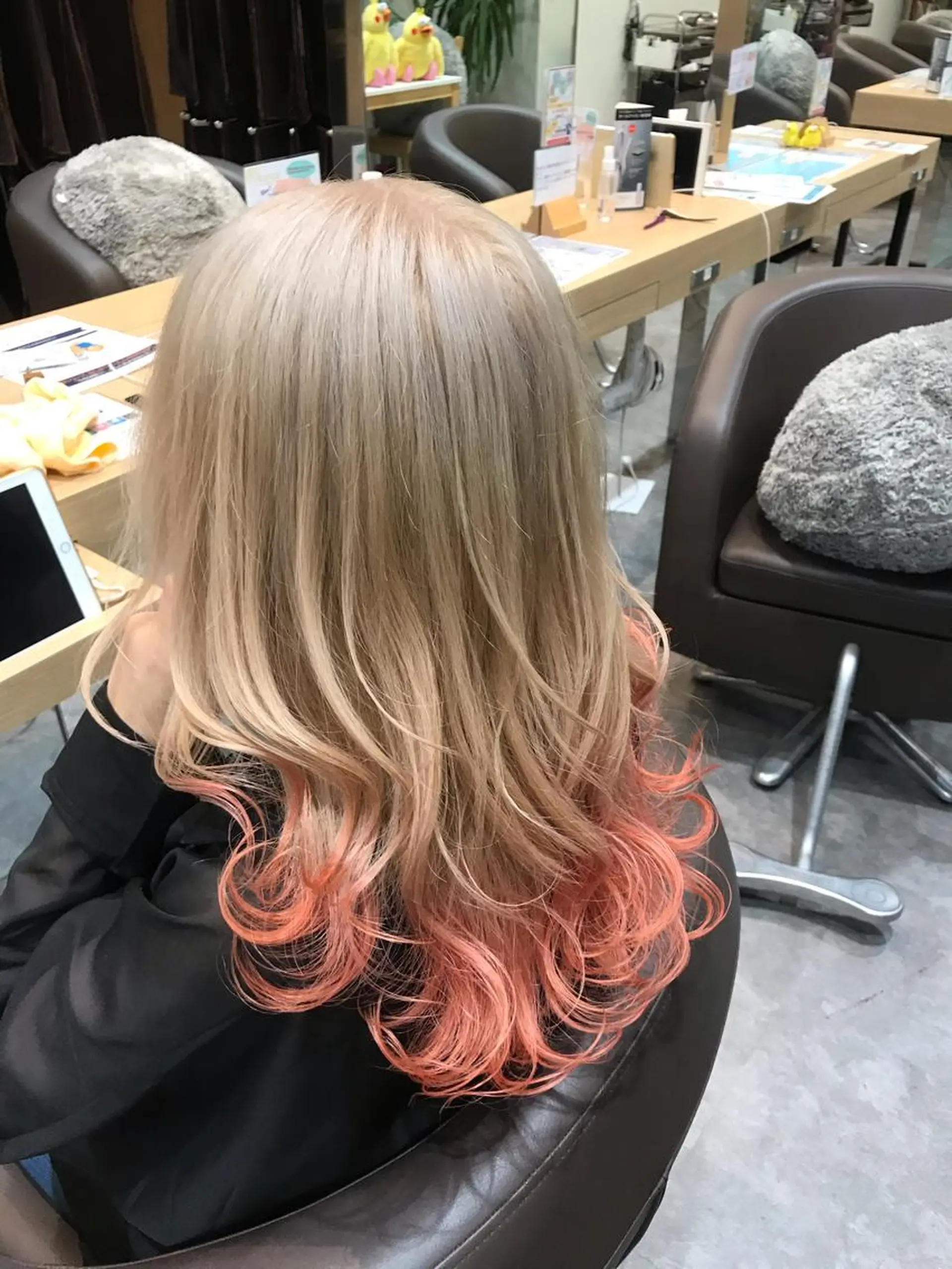 カラー 艶カラー🌟 透明感カラー🌟磯部のヘアスタイル
