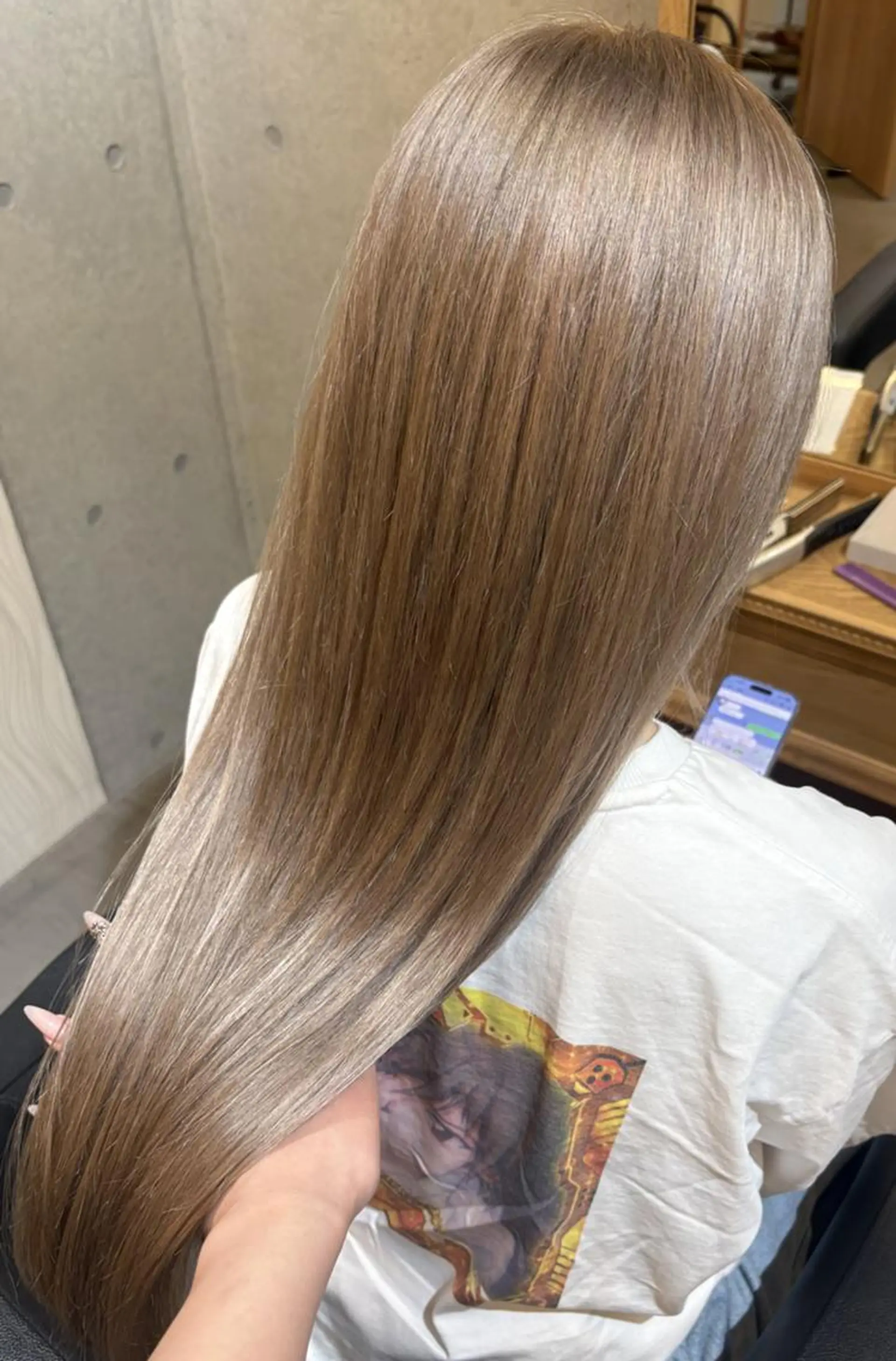 カラー ブリーチ 💓シールエクステ ルミエールのヘアスタイル