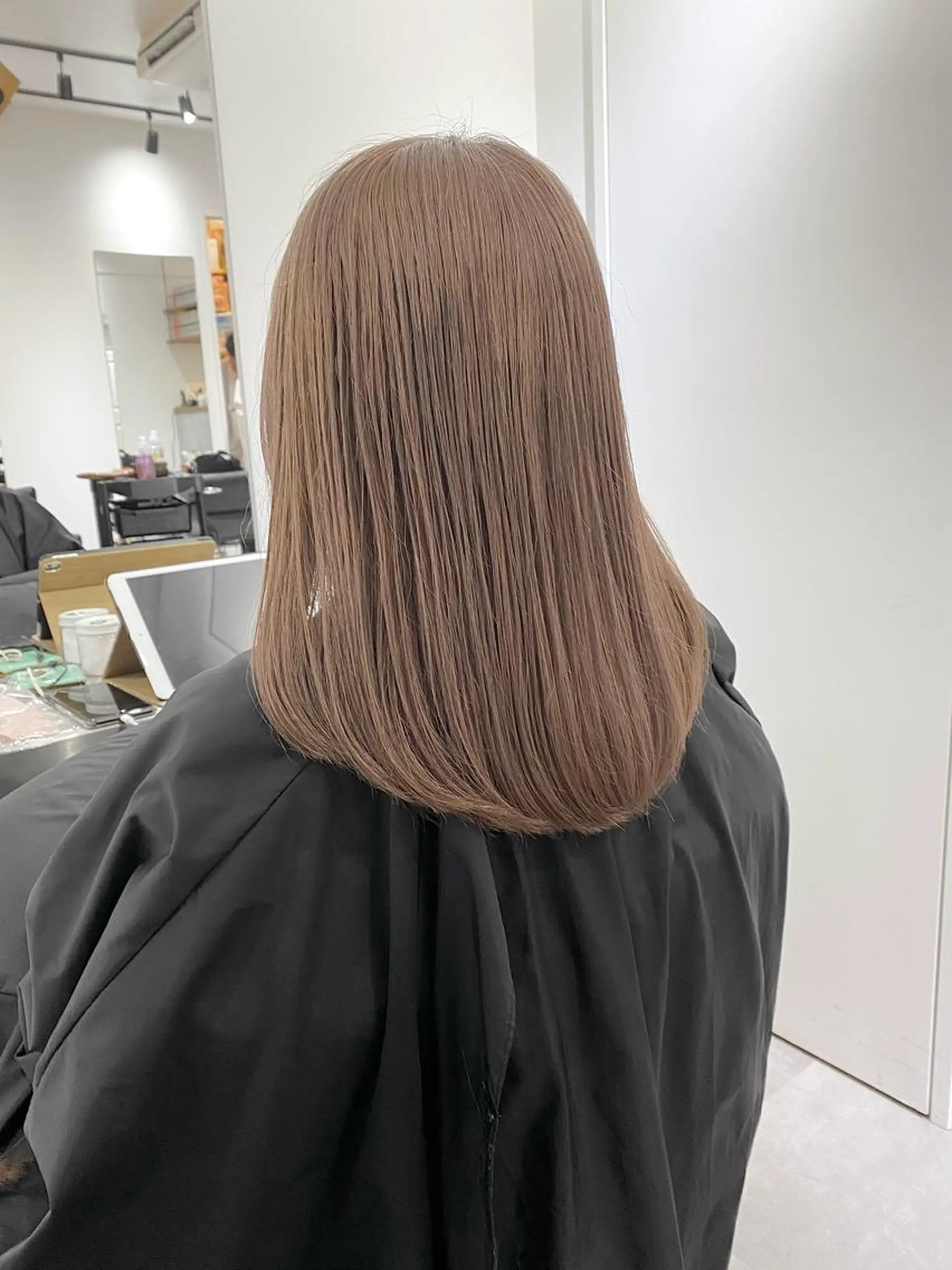 ロング カラー ベージュカラー ハイトーンカラー ヘアカラー トリートメント ブリーチ指名 NO1🌈SAKIのヘアスタイル