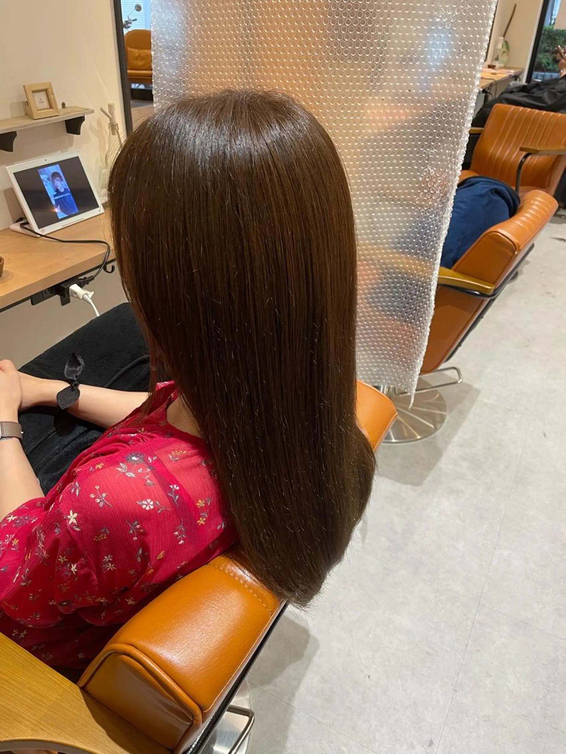 ロング ヘアカラー 中田 サヤカのヘアスタイル