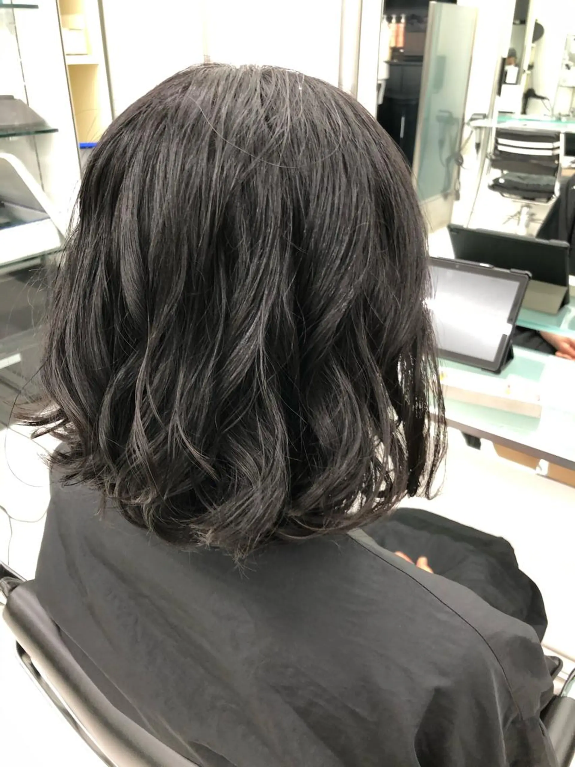 ミディアム パーマ 平田 勘吉のヘアスタイル