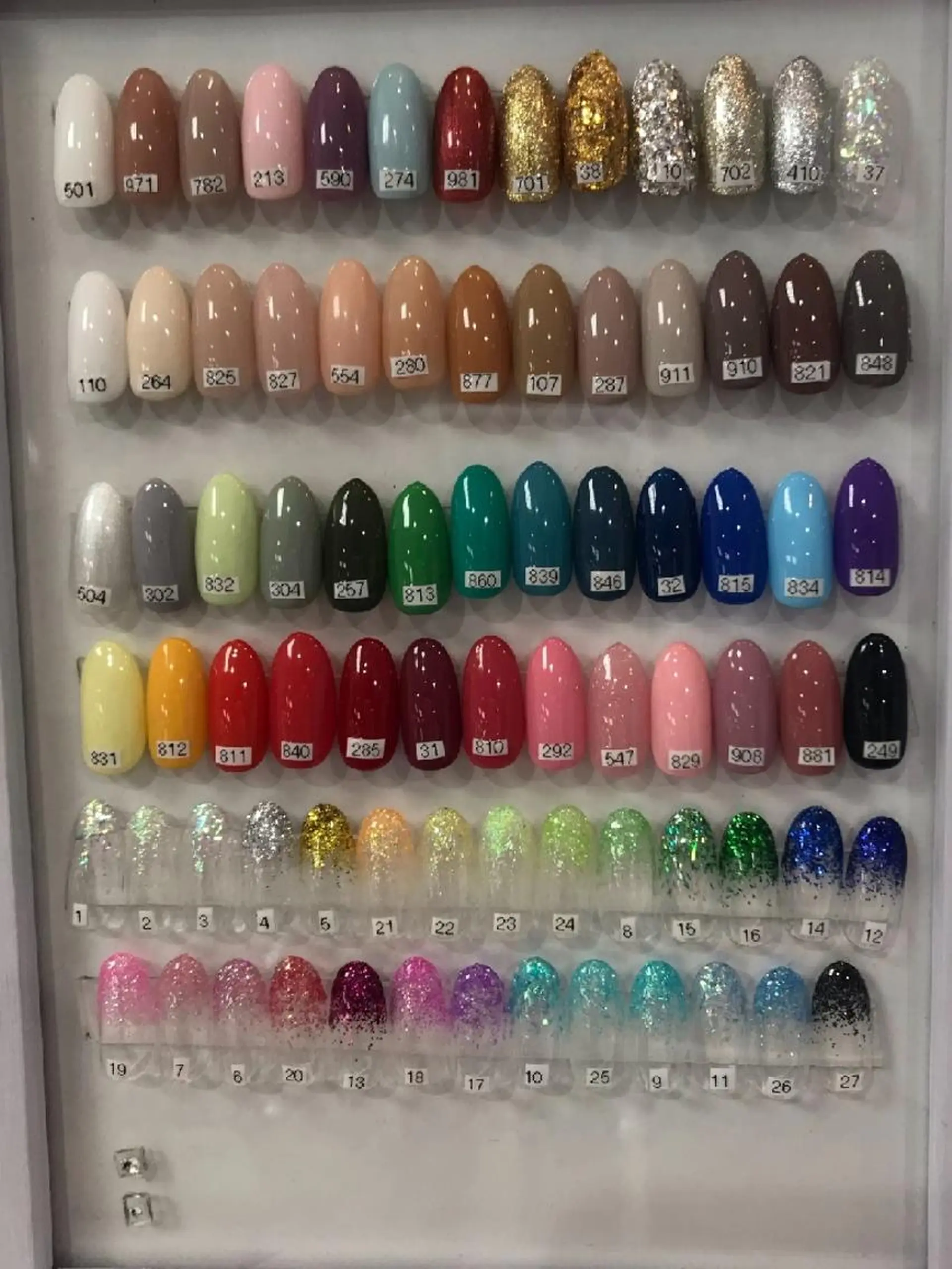 ネイル 🍒当日もOK🍒 𝑳𝑼𝑵𝑨花井のネイルデザイン