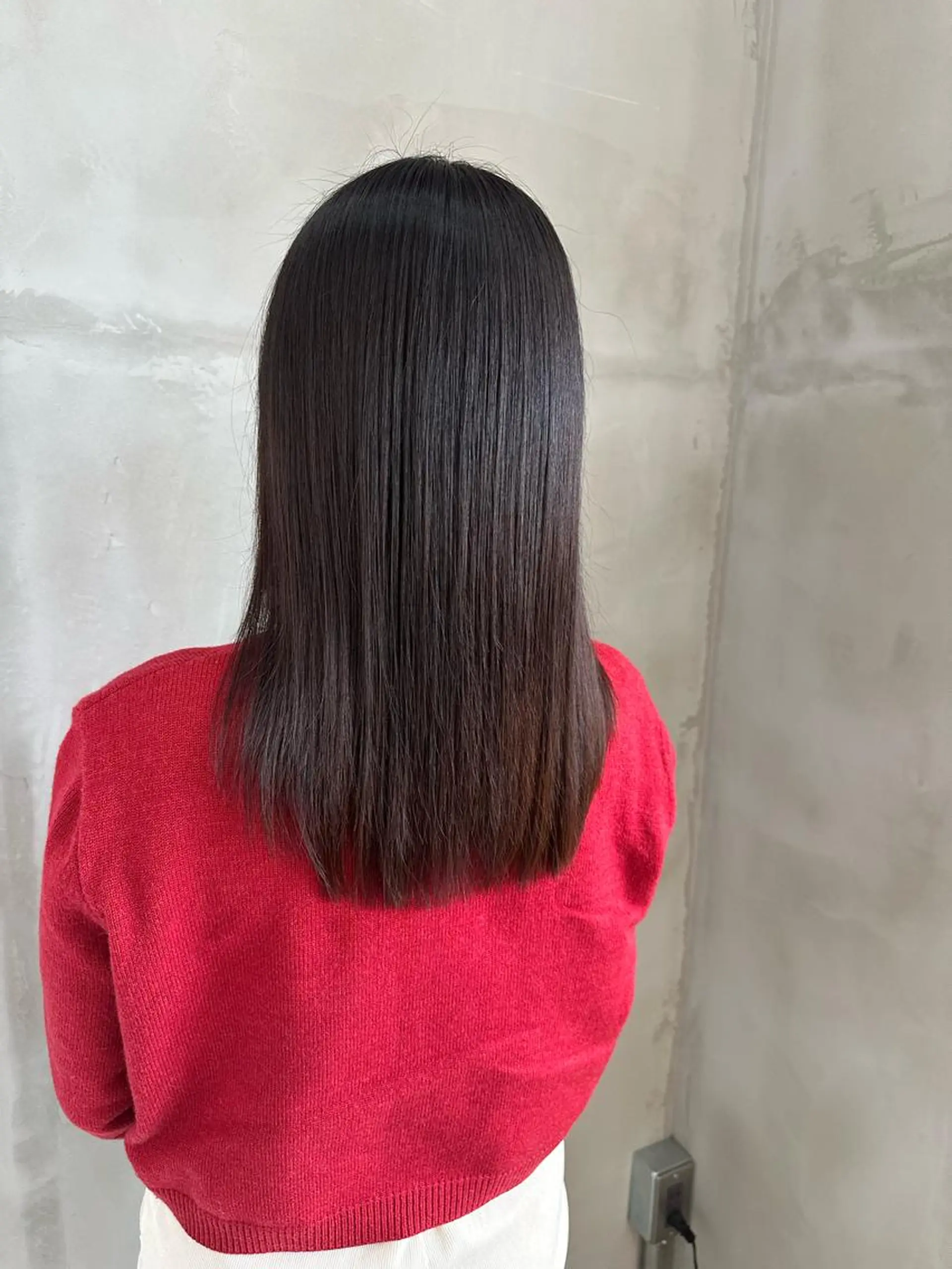 セミロング カット 縮毛矯正 益 佑夏のヘアスタイル