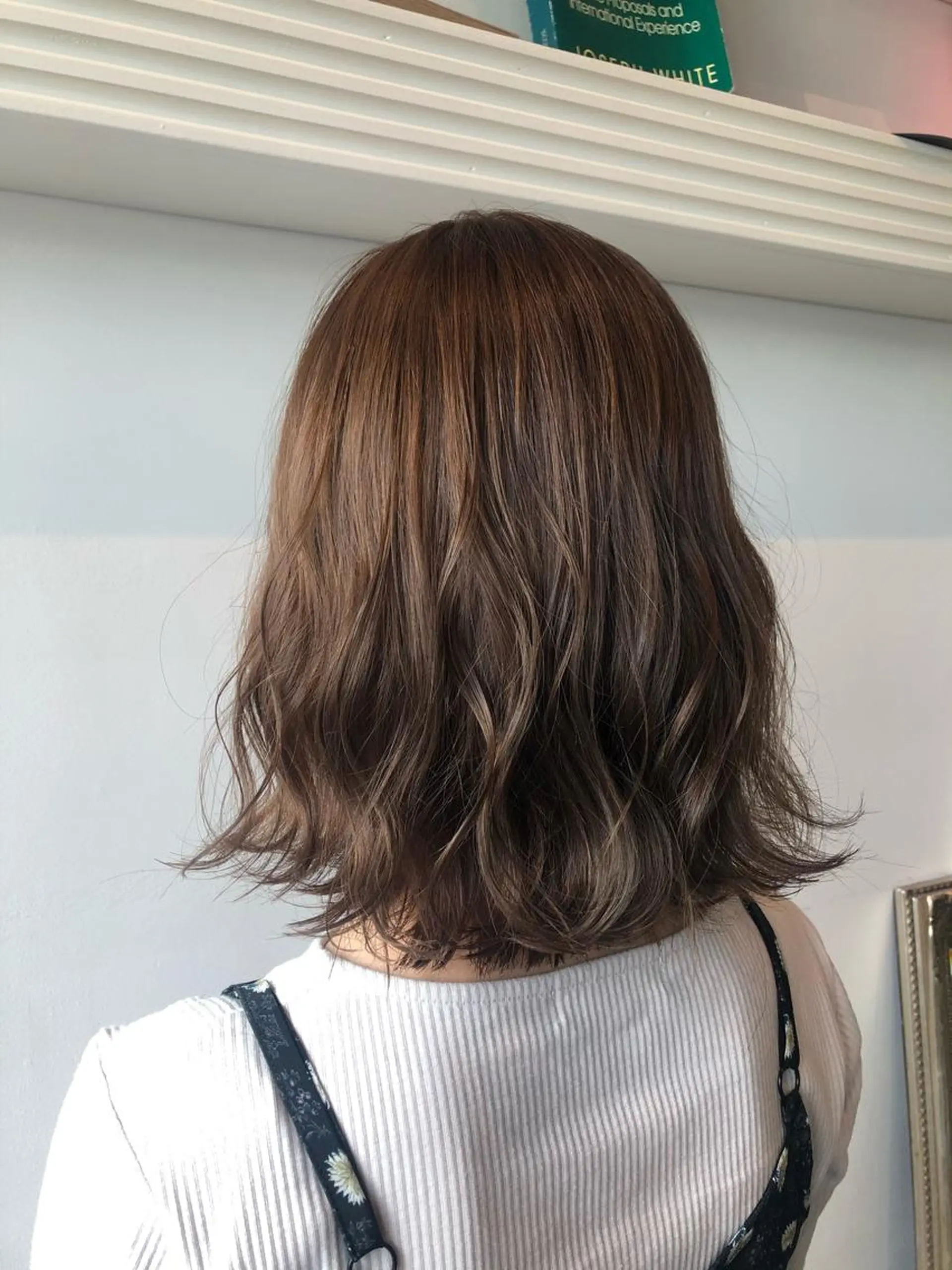 ミディアム カラー ベージュカラー ブリーチ ブリーチなしカラー 💐パーソナルカラー /市橋加菜💐のヘアスタイル