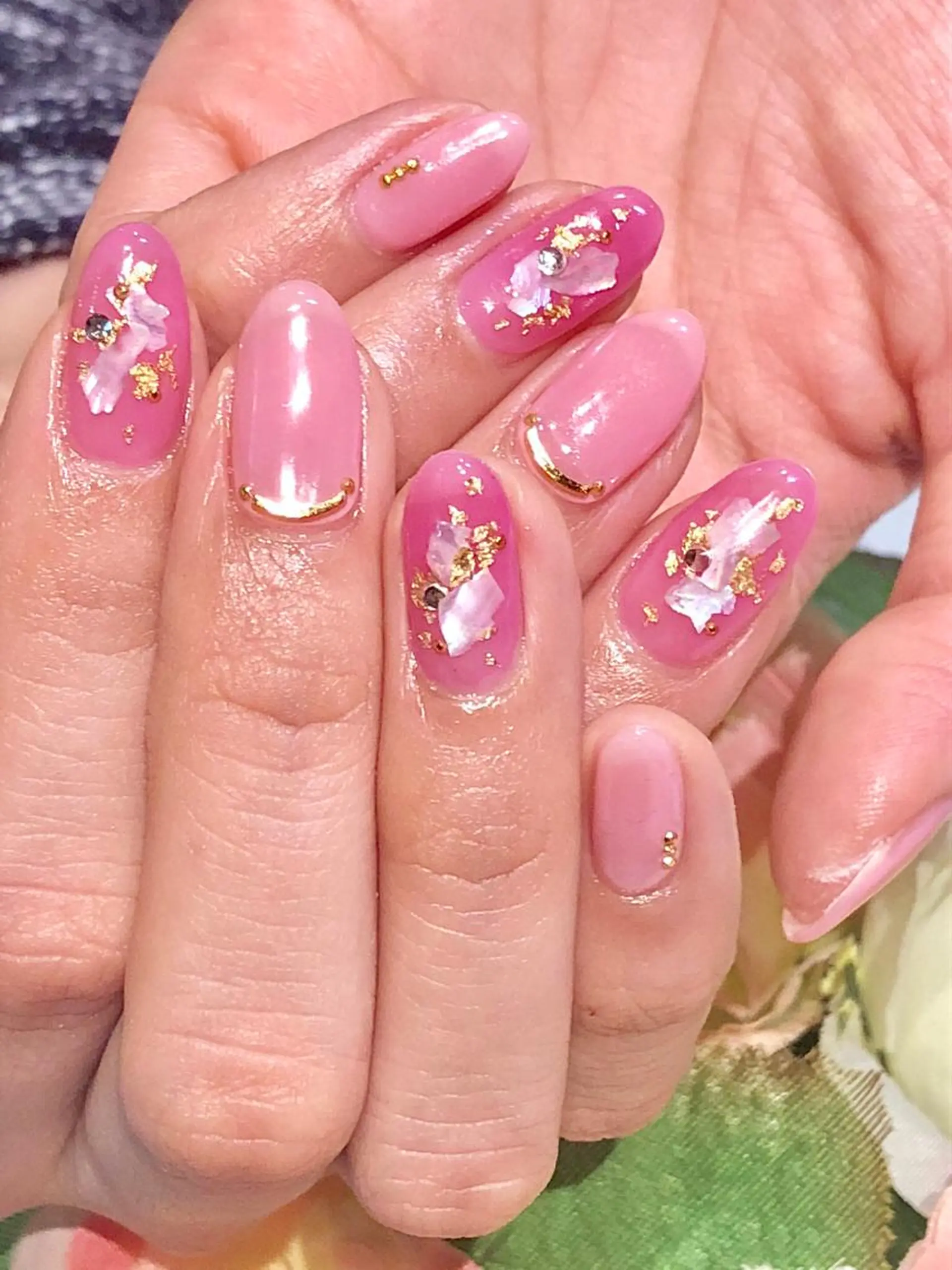 ネイル Nest 三田のマツエク・マツパデザイン