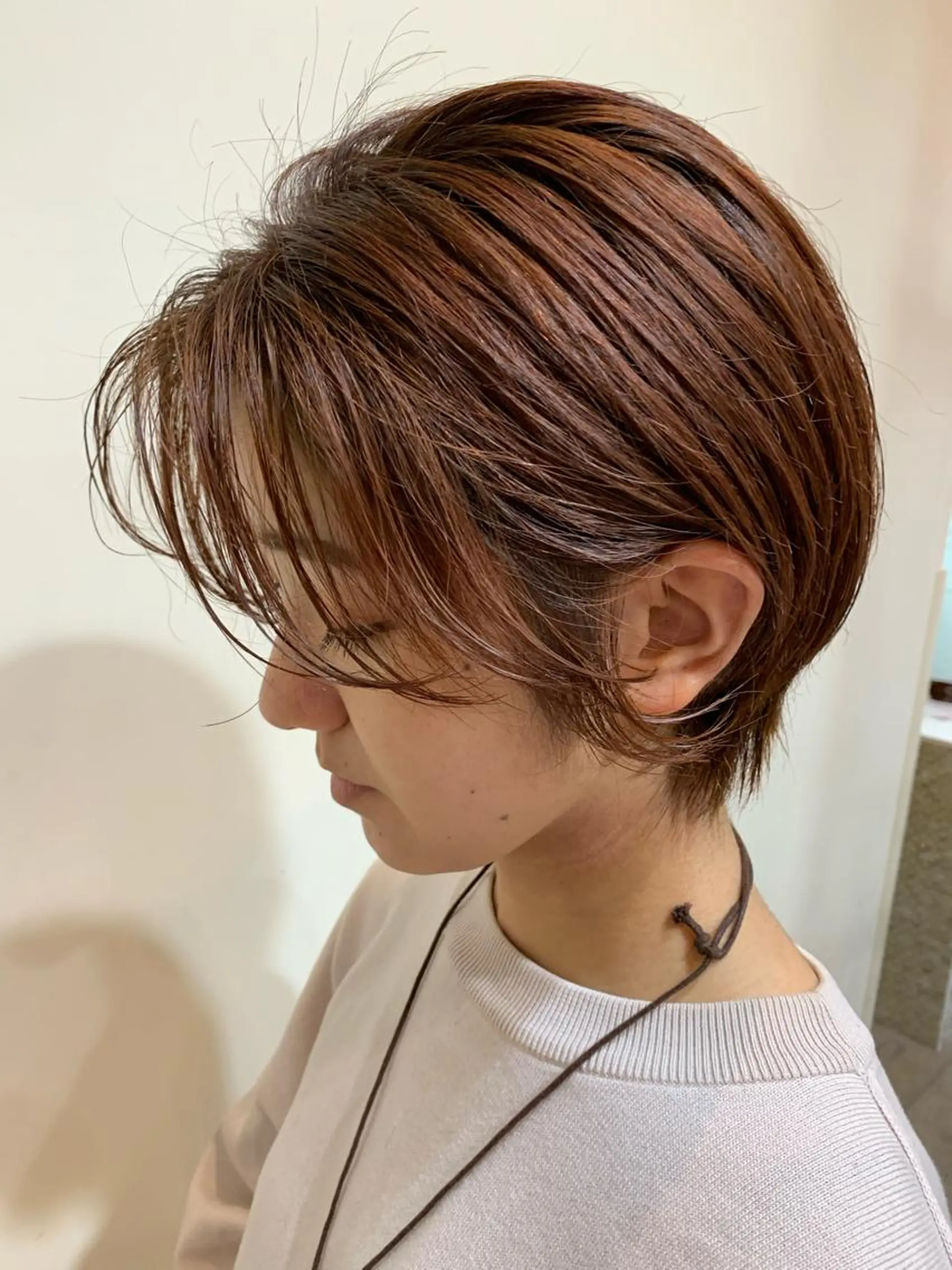 ショート 保野加/トレンドボブ 透明感爆発カラーのヘアスタイル