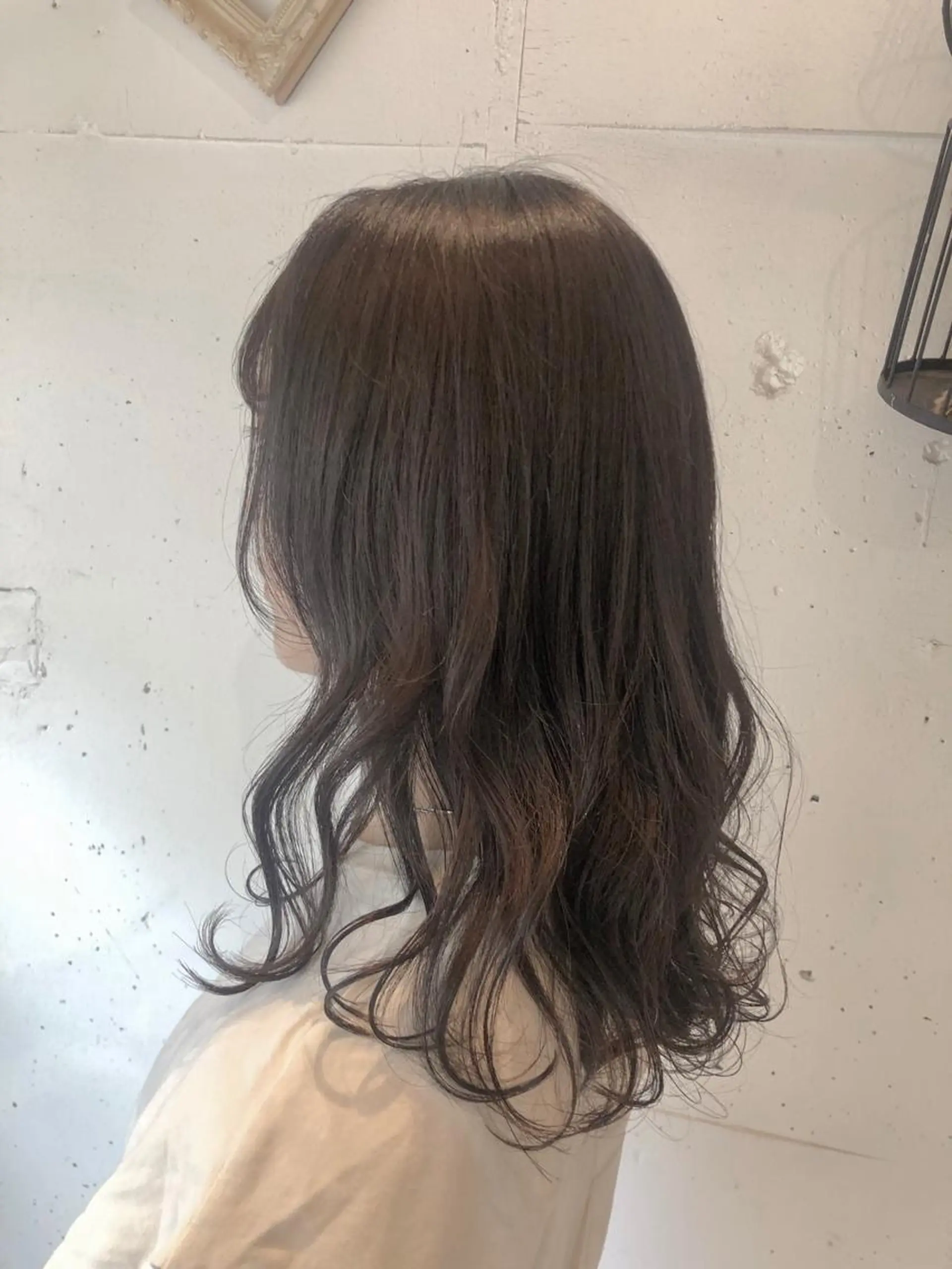 セミロング カラー ベージュカラー ひろせ かなのヘアスタイル