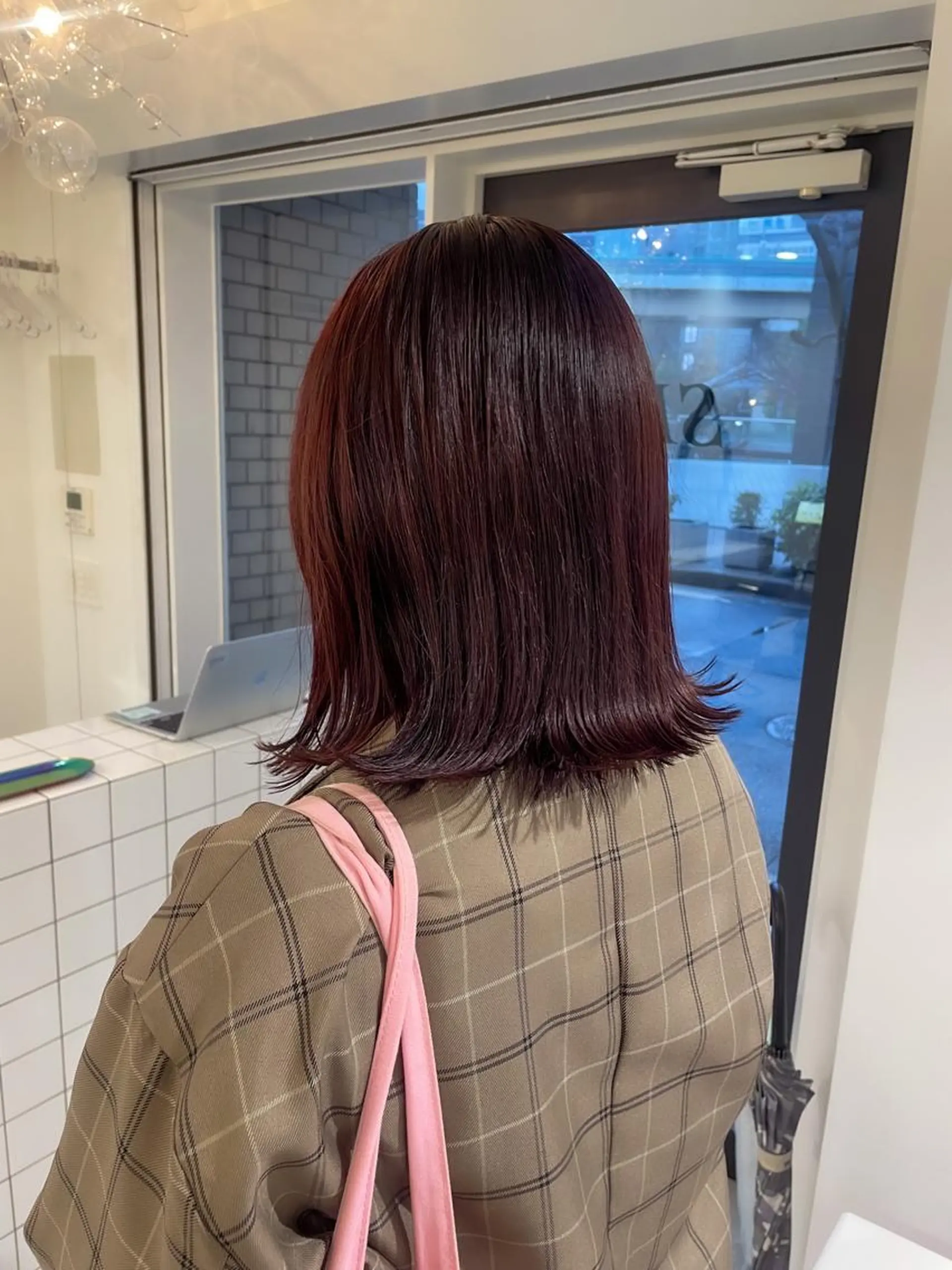 ミディアム カラー Koto🌿 ブリーチなしカラーのヘアスタイル