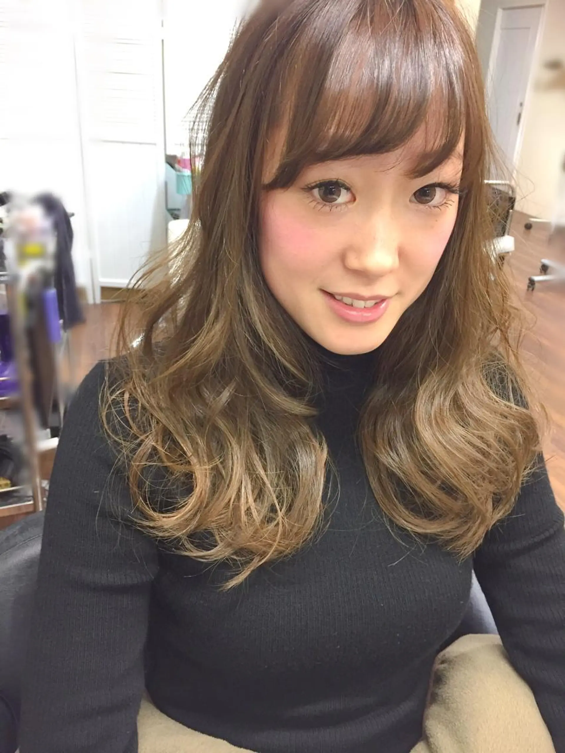 ロング カラー パーマ ヘアアレンジ アディクシーカラー 成松 勇治のヘアスタイル