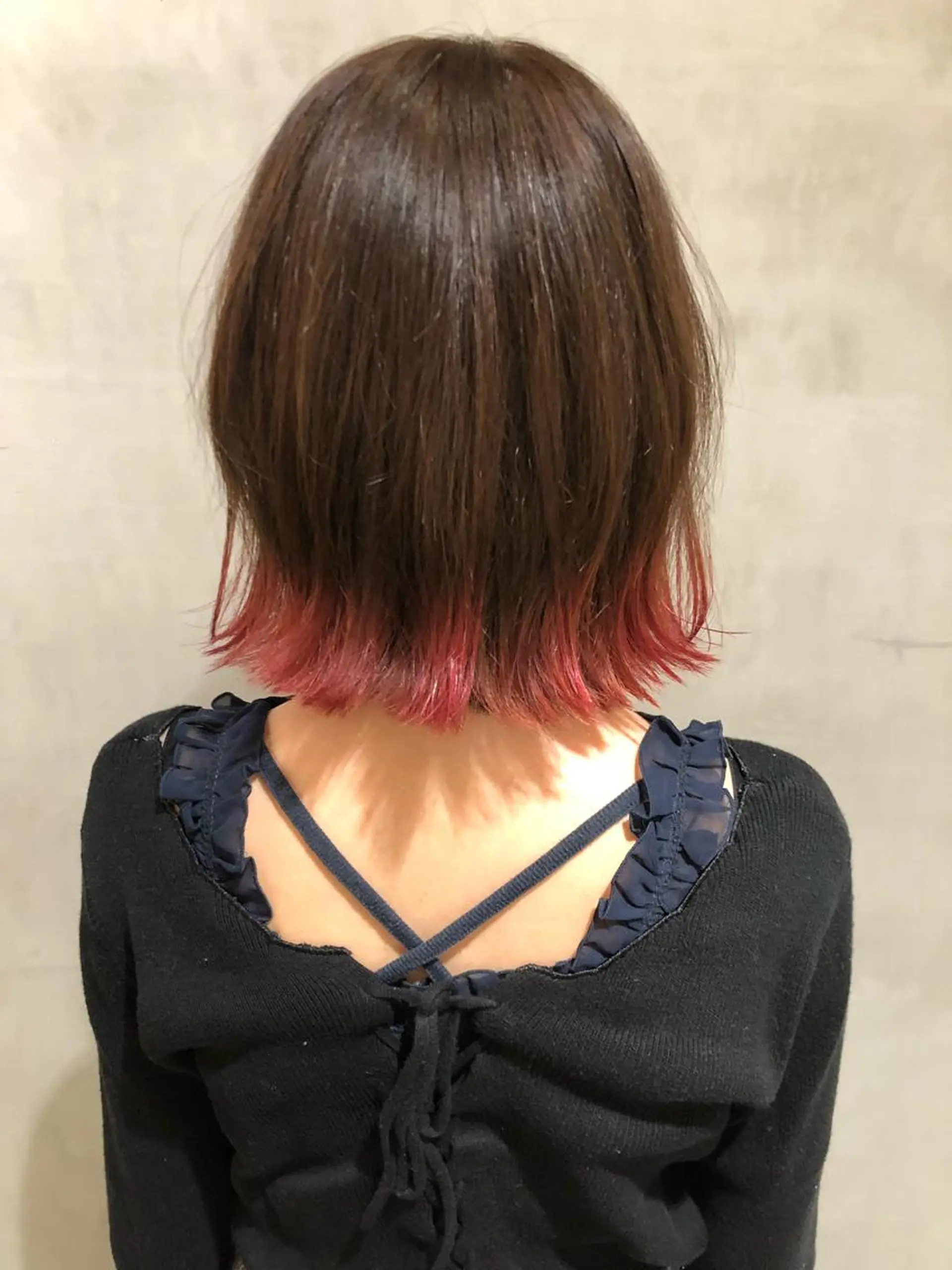 ショート カラー ピンクカラー カット ヘアカラー トリートメント 大西 直人のヘアスタイル