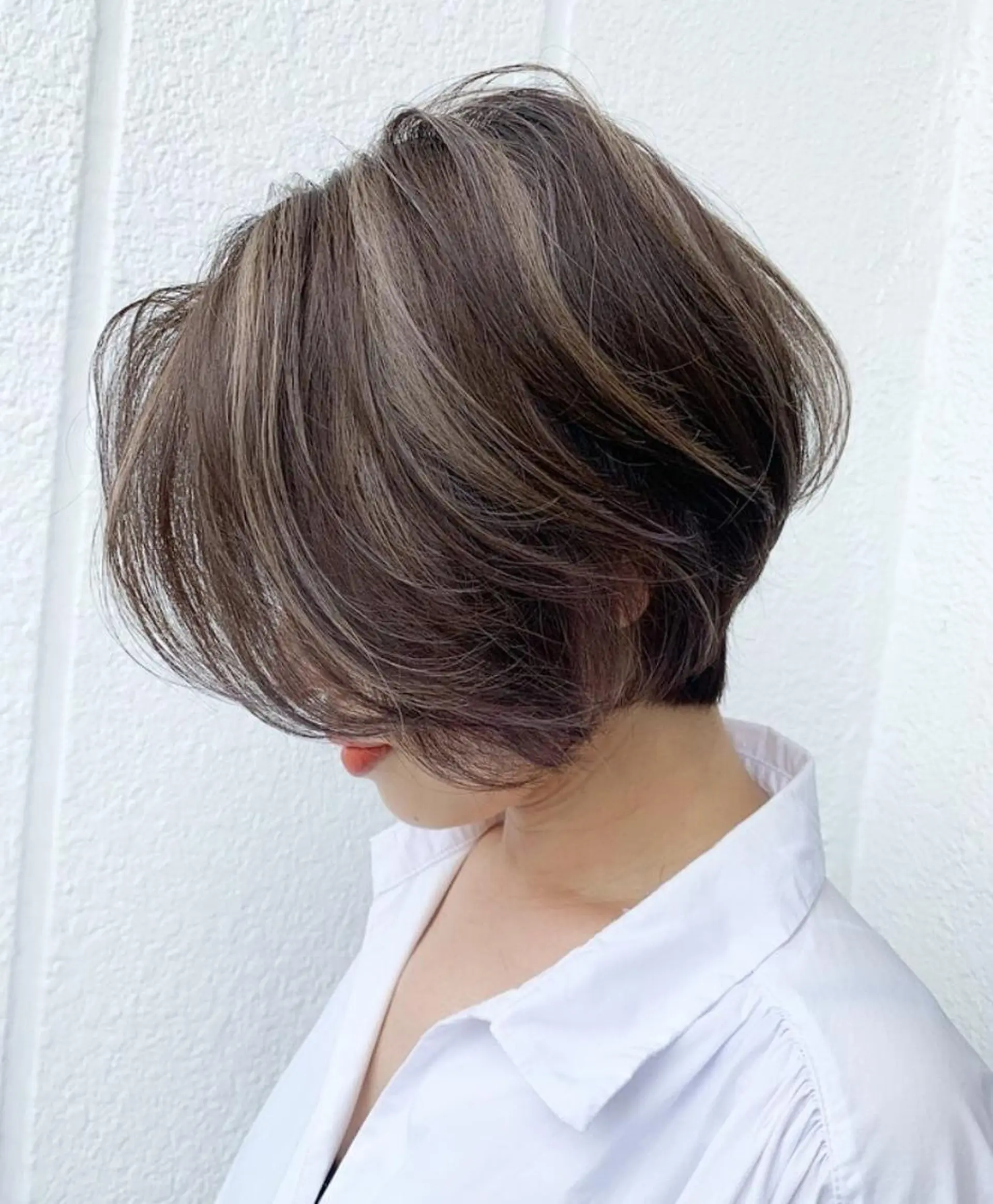 ショート ハイライト エヌプランツ 和泉府中のヘアスタイル