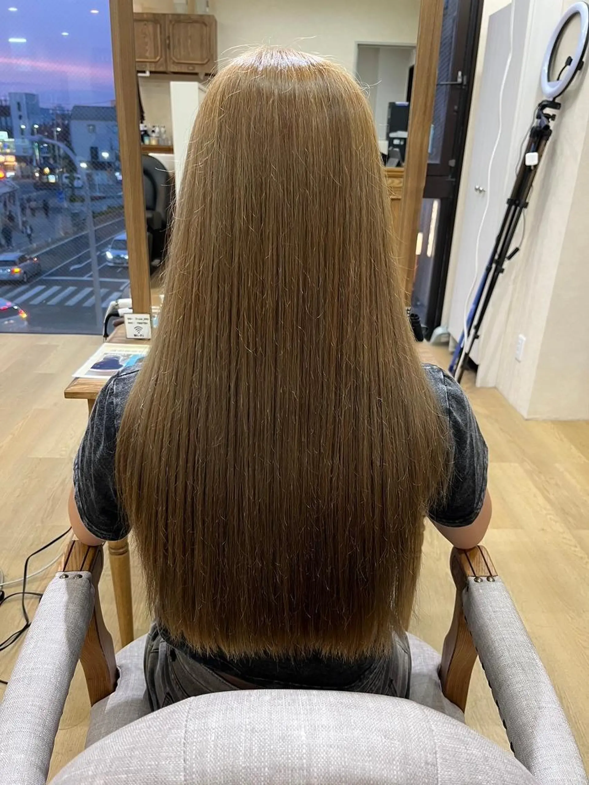 カラー Mirashy 成田のヘアスタイル