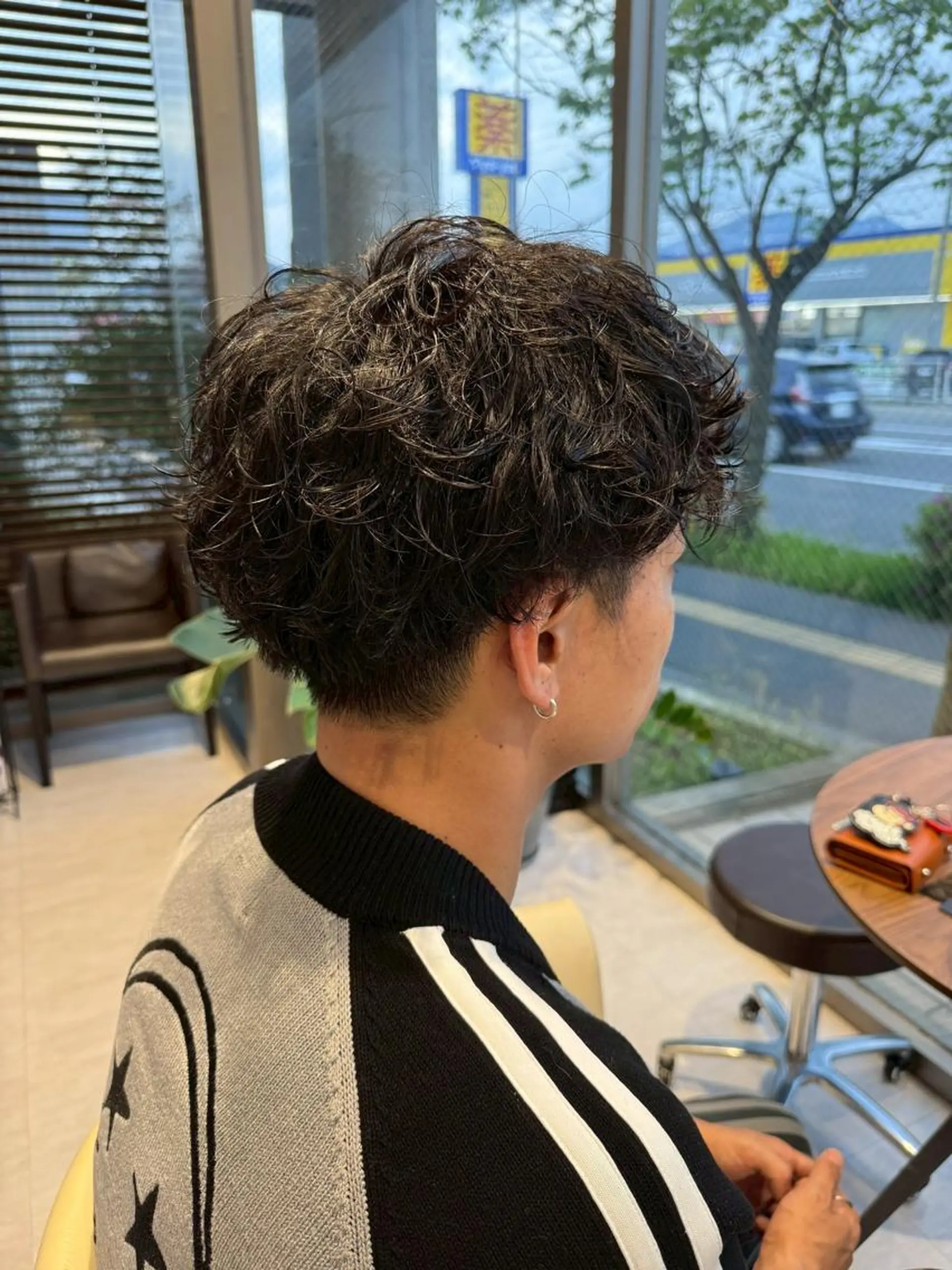ショート パーマ メンズ フェードカット メンズ韓国風 韓国マッシュ マッシュ メンズパーマ メンズ特化🏆 田中滉のヘアスタイル