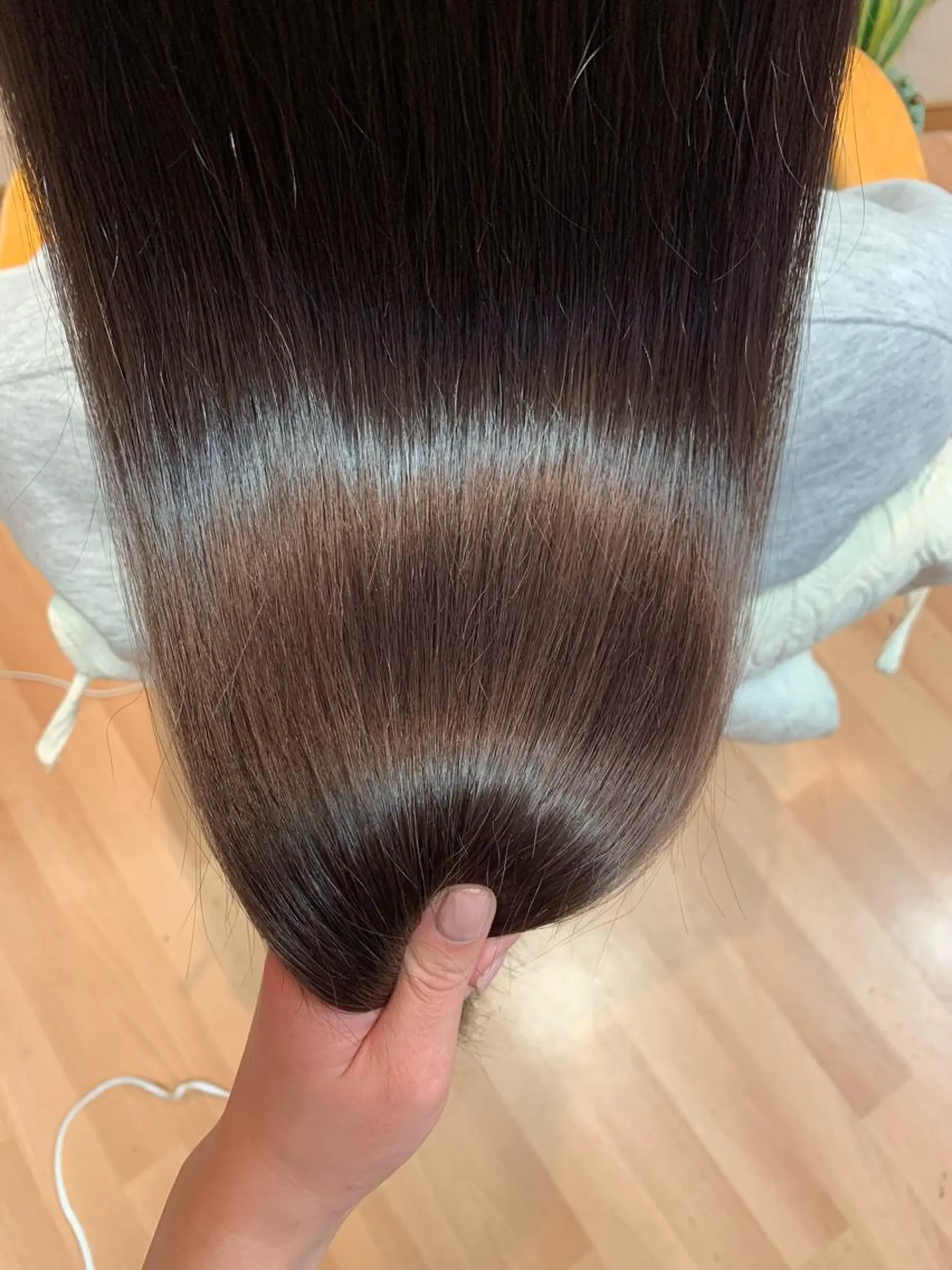 セミロング カラー ヘアアレンジ ブリーチ ヘアカラー mayu .のヘアスタイル