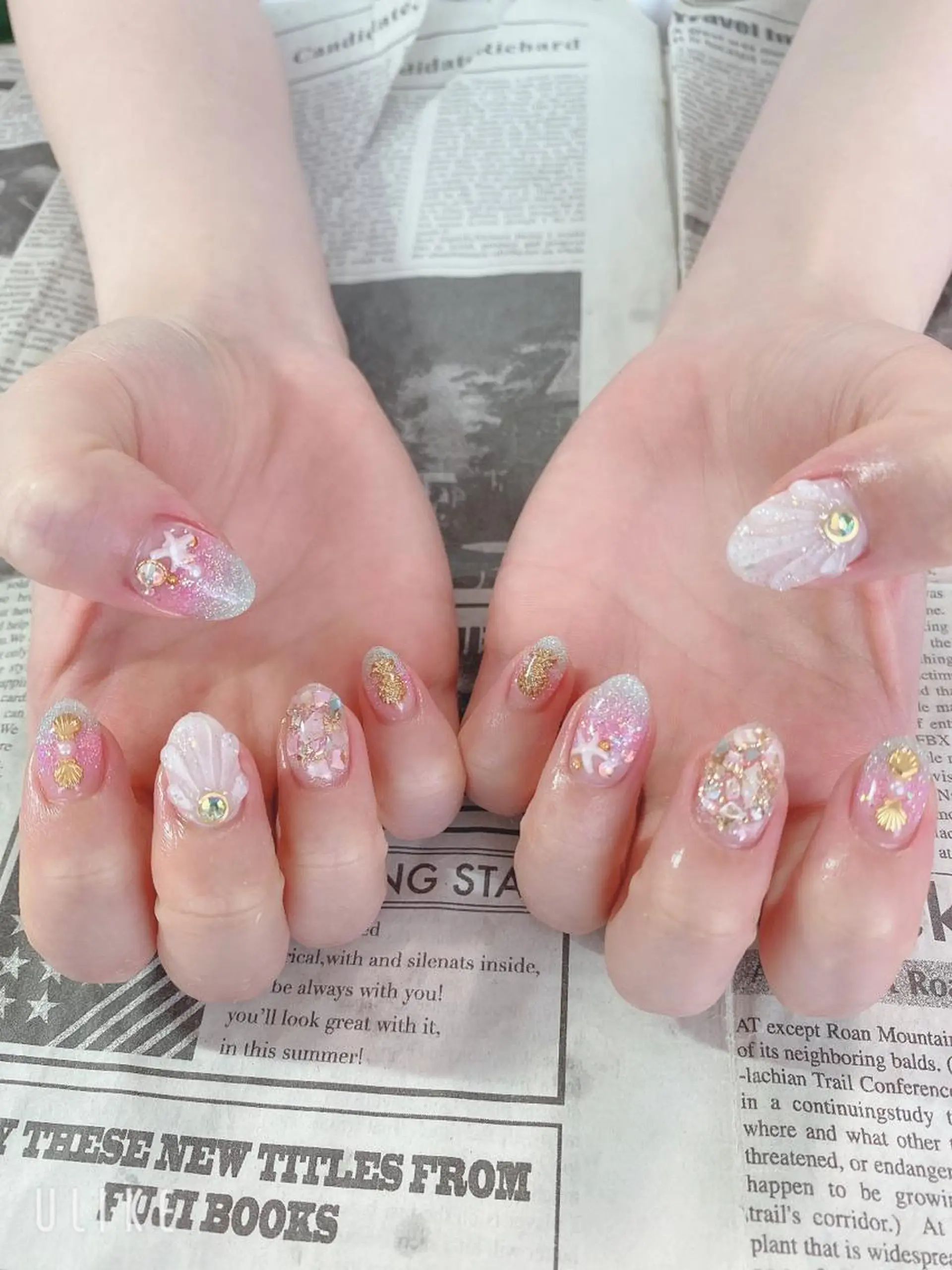 ネイル ハンドネイル ハンドケア 森山 舞のネイルデザイン