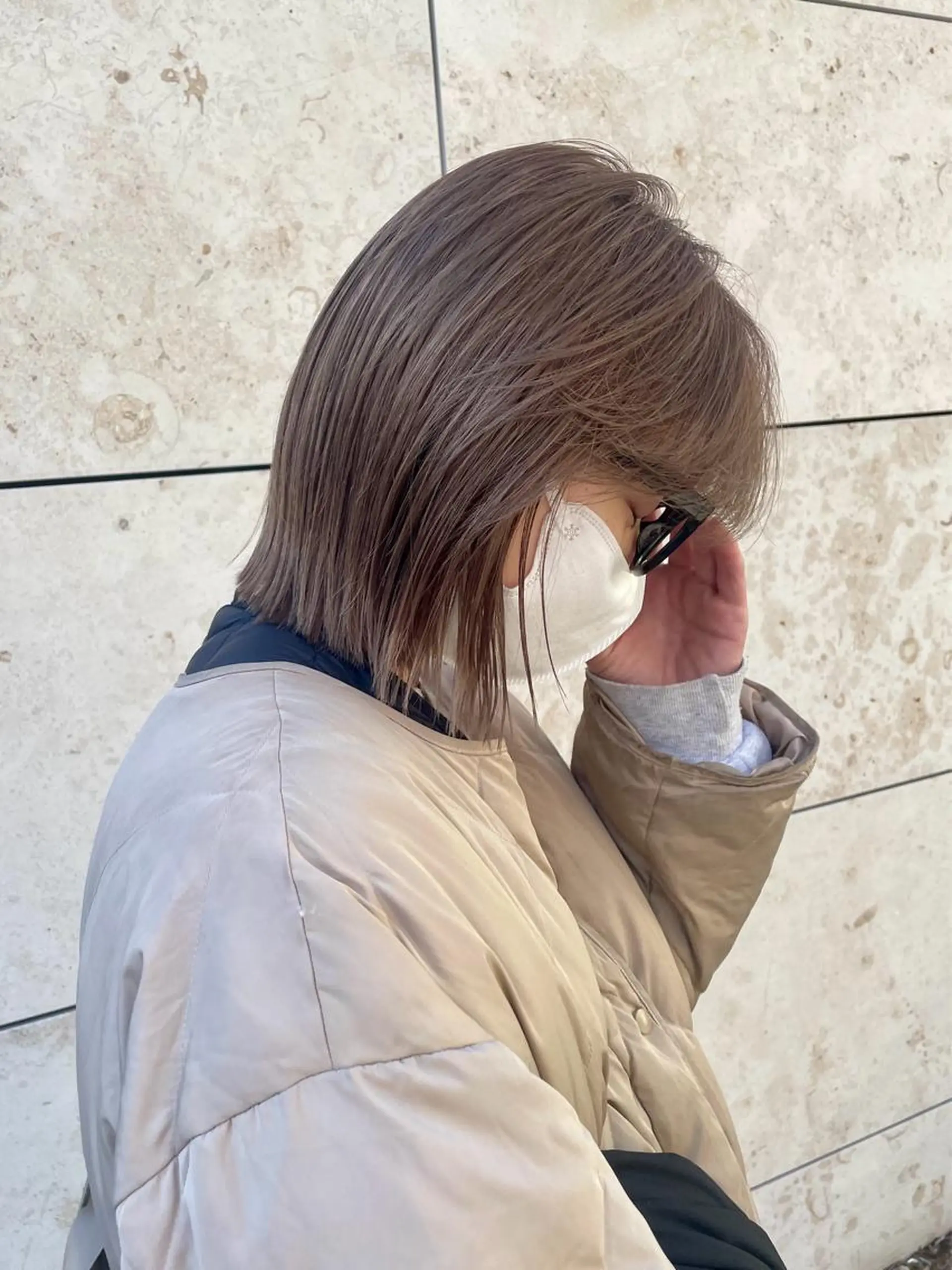 ショート カラー ブリーチ ケアブリーチ グレージュ オリーブグレージュ オリーブグレー ヘアカラー トリートメント ボブ/レイヤー/ケア パーマ/リュウタのヘアスタイル