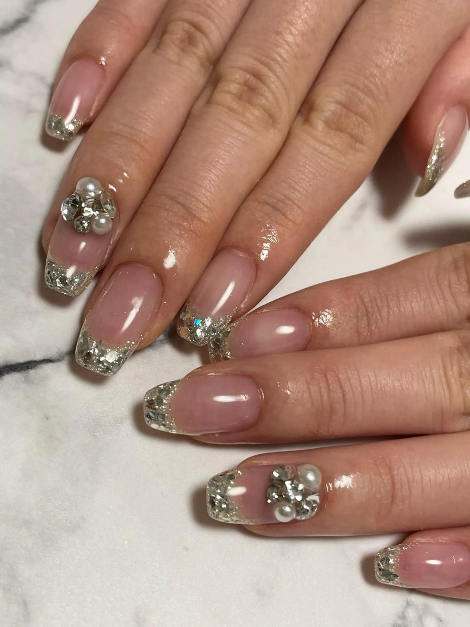 ネイル フレンチネイル ガラスフレンチ private salon NIKOのネイルデザイン