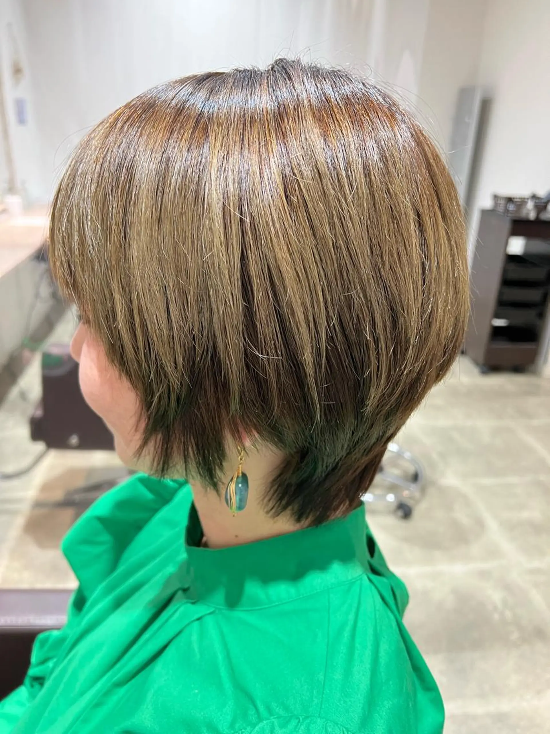 ショート ショートヘア ウルフカット 山口 莉々香のヘアスタイル