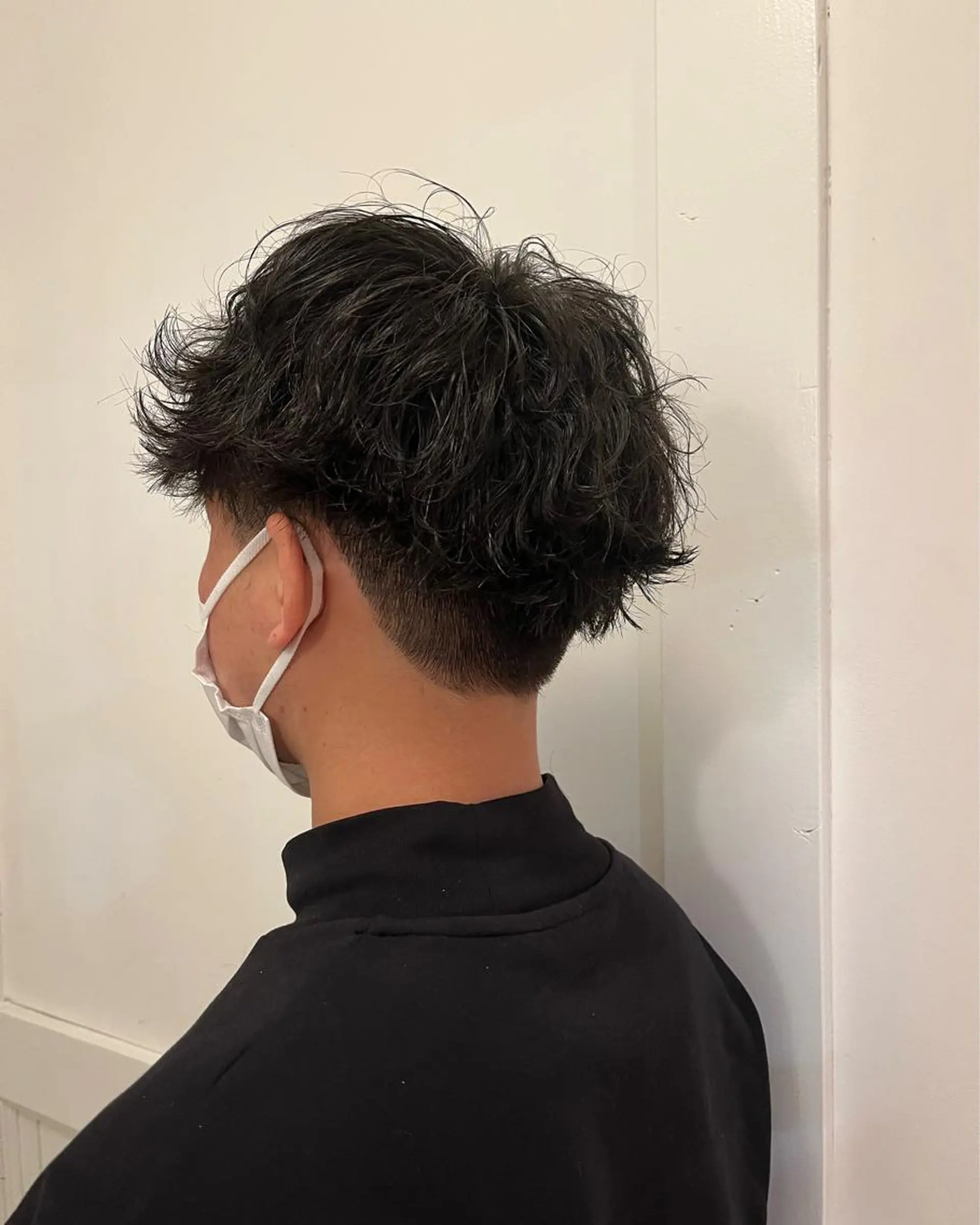 パーマ メンズ メンズパーマ 波巻きパーマ 狩野 くるみのヘアスタイル