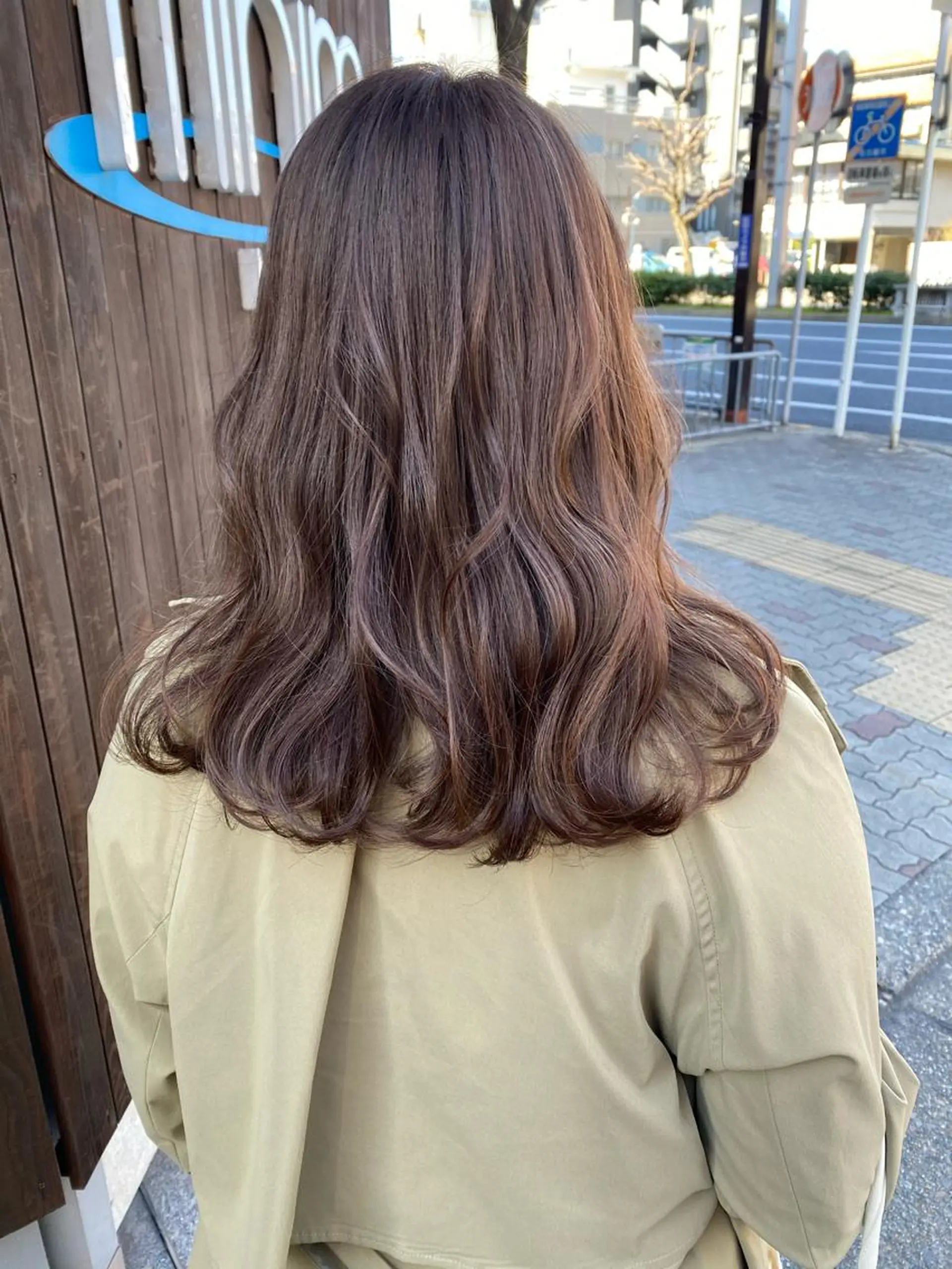 セミロング カラー 透明感カラー ハイライトカラー ハイライト ｲﾁｶﾜ ﾐｵ/ minim hairのヘアスタイル