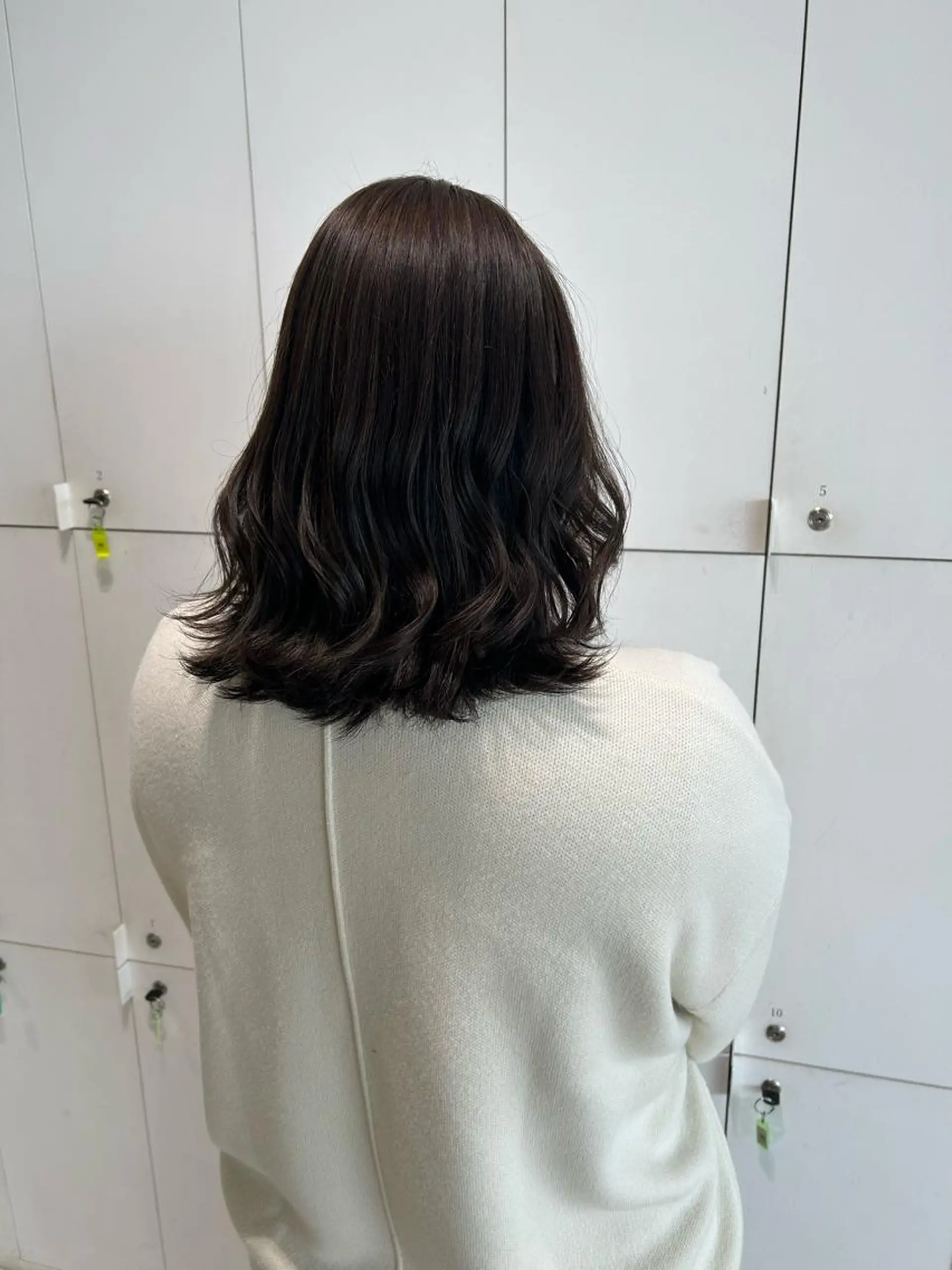 ミディアム カラー オリーブグレー ヘアカラー 透明感カラー🫧 nanohaのヘアスタイル