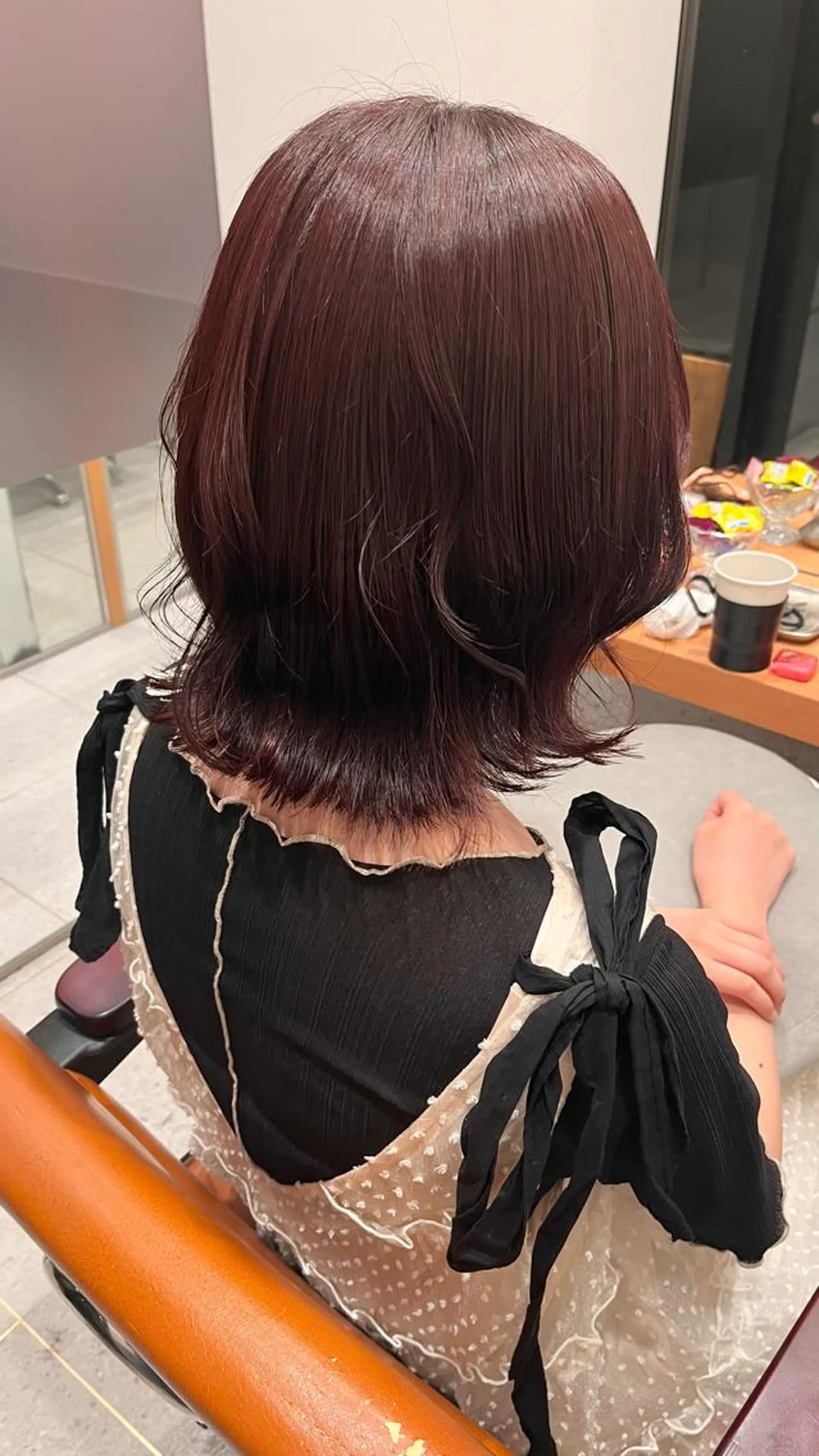 ミディアム カラー カット ヘアカラー トリートメント 大人girly🛋️ 🤍yukakoのヘアスタイル