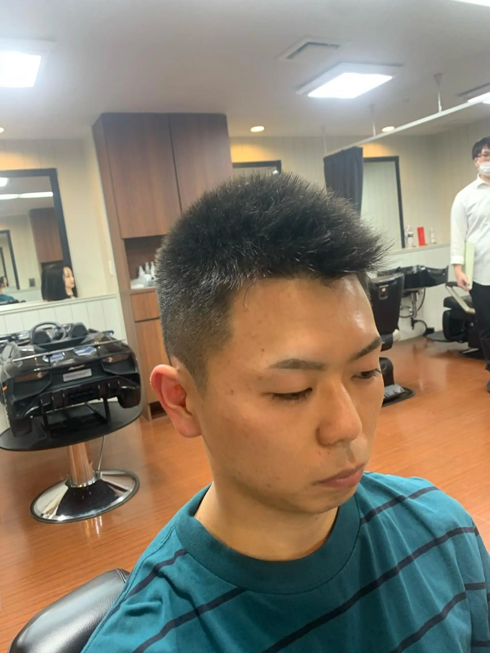 ショート 関田 周人のヘアスタイル