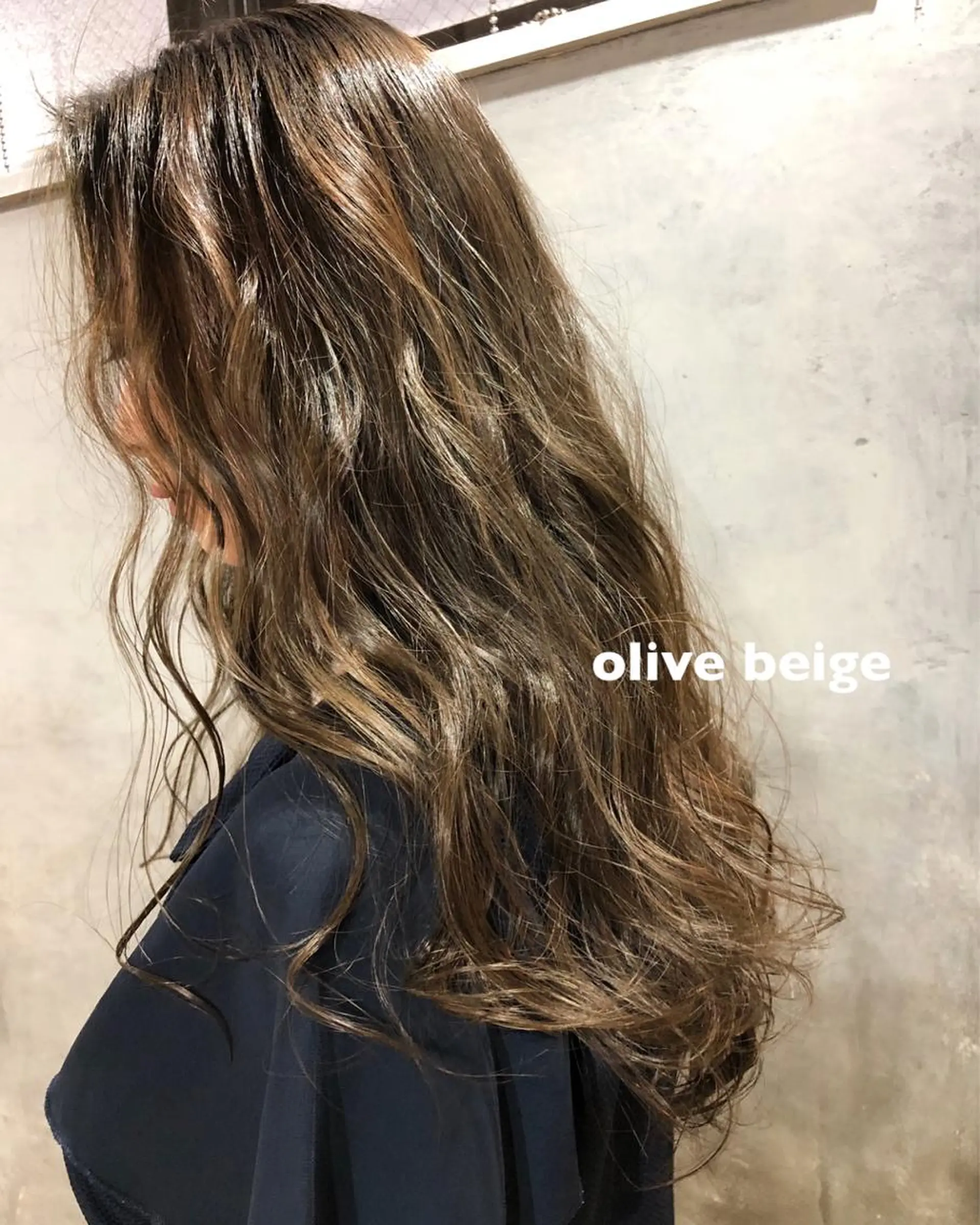 ロング カラー ヘアカラー ツキノキ ミナのヘアスタイル