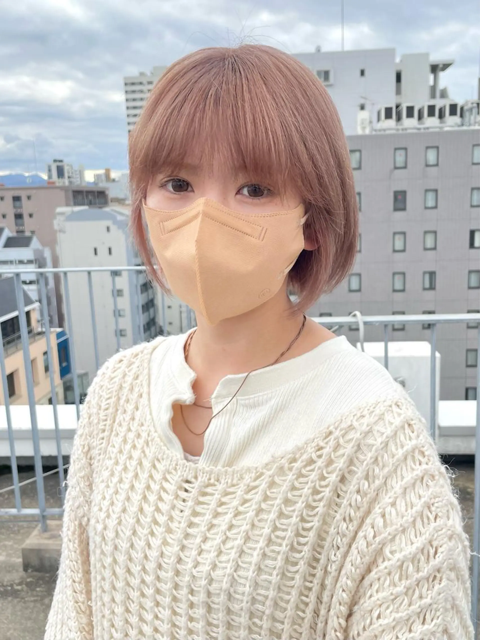 ショート カラー ピンクカラー SHOTO ハイトー ン/ブロンドカラーのヘアスタイル