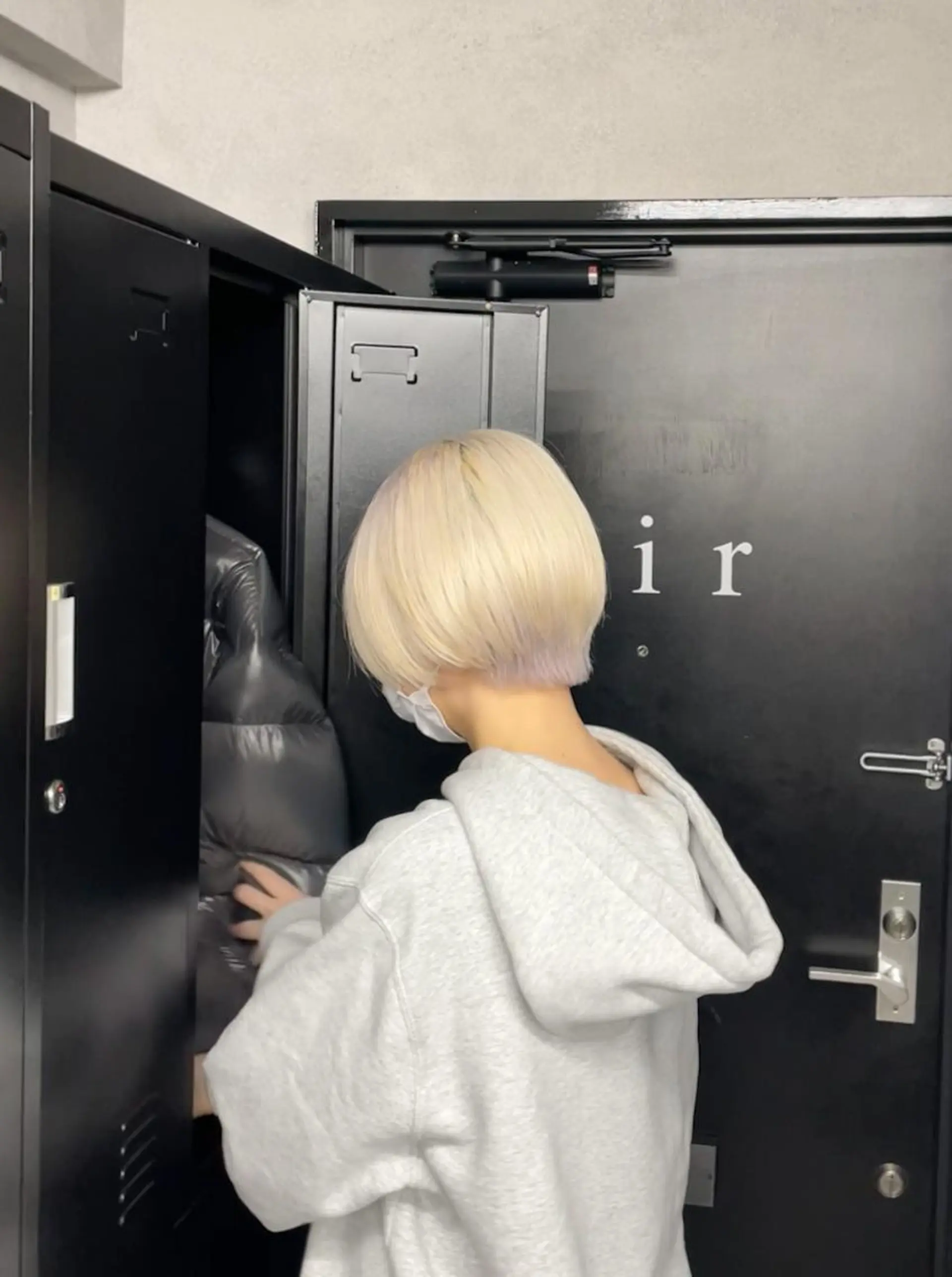 ショート カラー パーマ ヘアアレンジ メンズ キッズ メンズハイトーン ハイトーンカラー ショートヘア 大人スタイル 太田のヘアスタイル