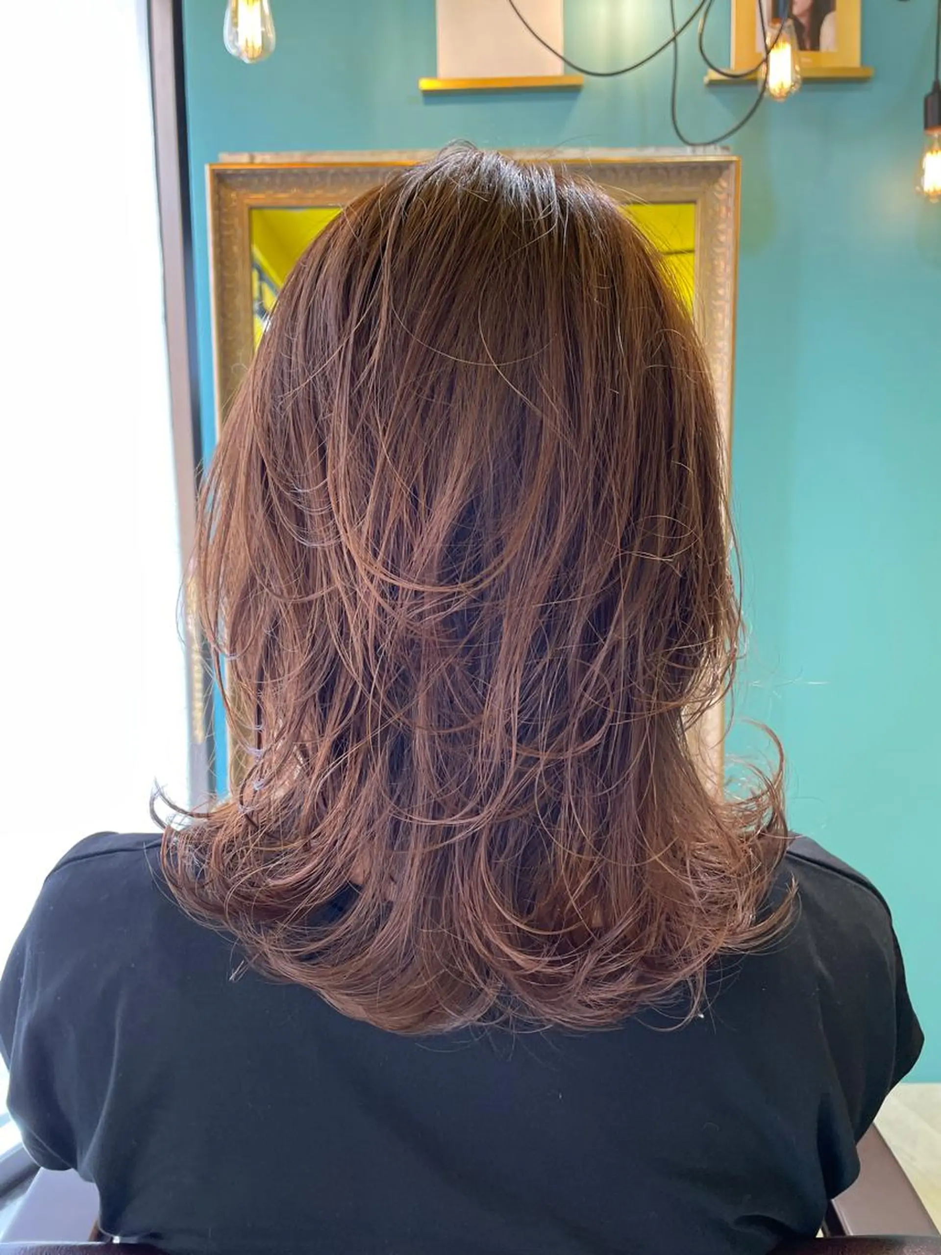セミロング アッシュ ヘアカラー トリートメント 末石 智のヘアスタイル