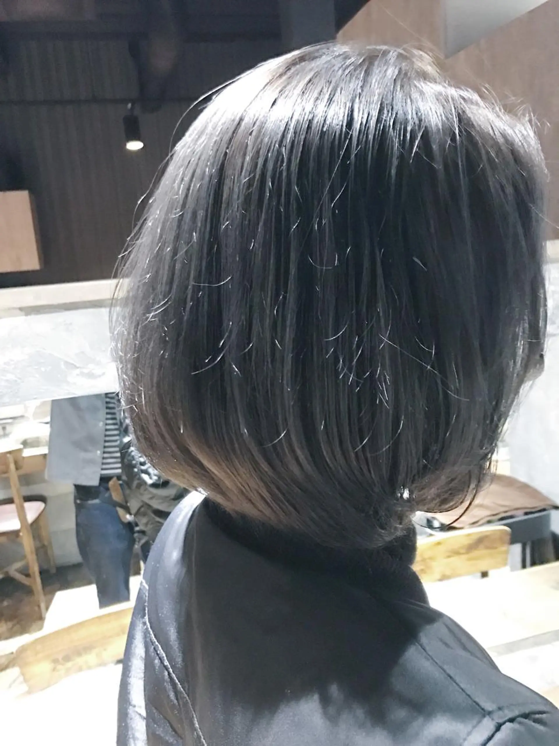 ショート カラー ブリーチ グレージュ 【完全マンツー 恵比寿】佐藤 翔のヘアスタイル