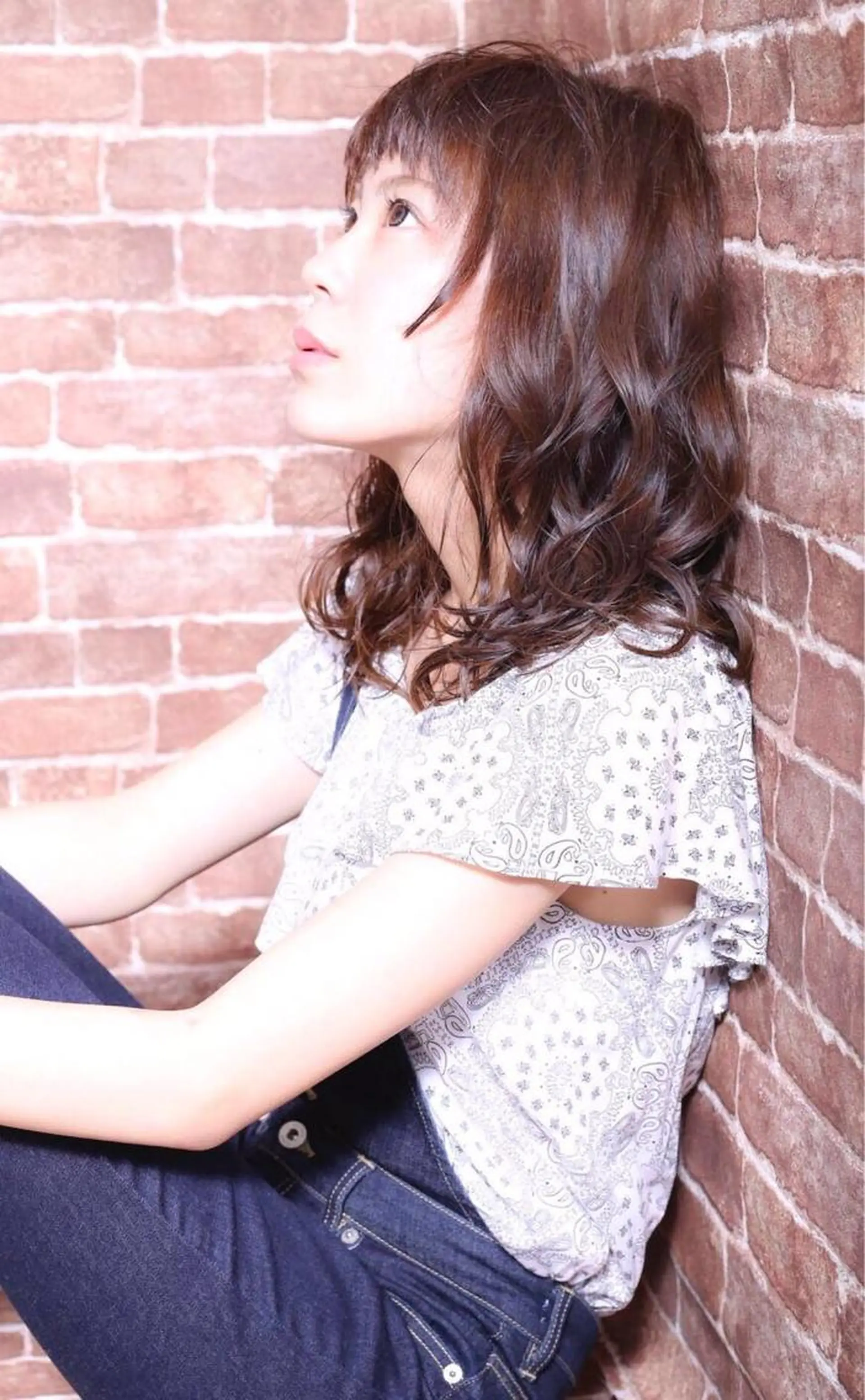 ミディアム 伊藤 裕貴のヘアスタイル