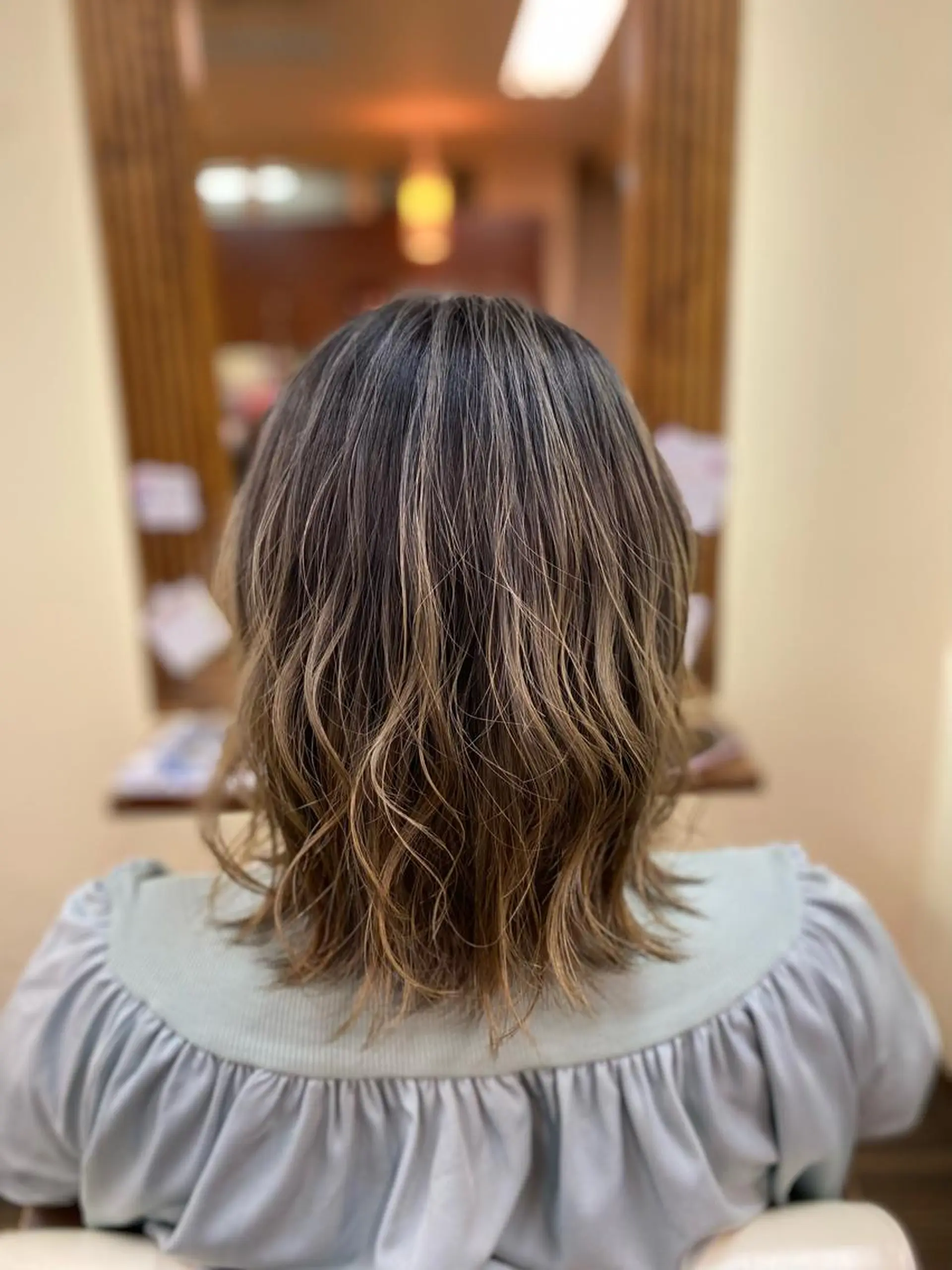 セミロング カラー ヘアアレンジ 加藤 瑠美のヘアスタイル