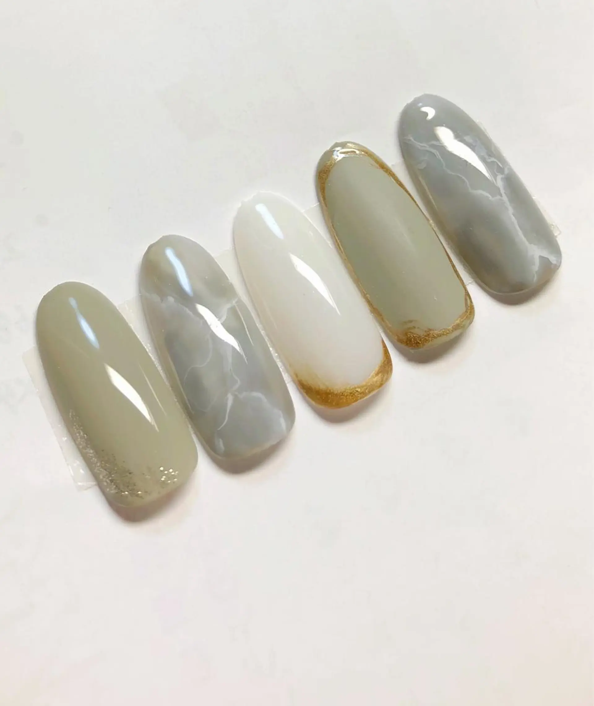 ネイル Bella 齋藤理奈のネイルデザイン