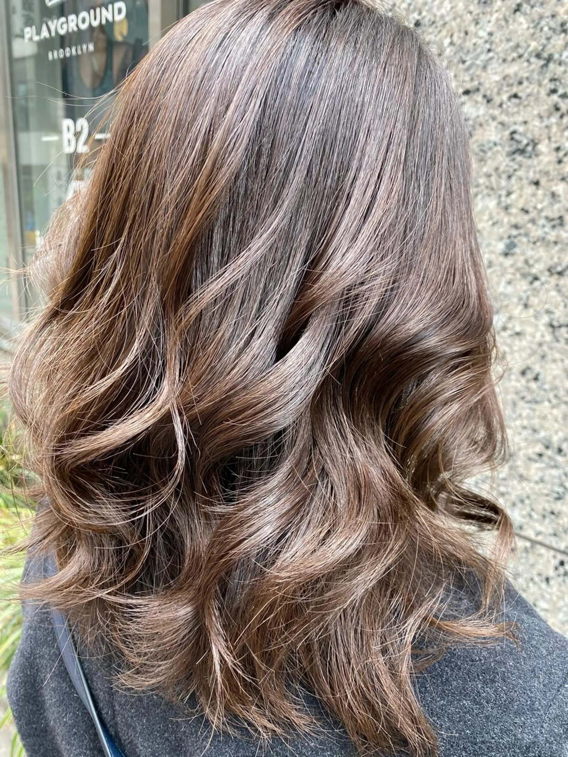 ロング 江崎 わか子のヘアスタイル