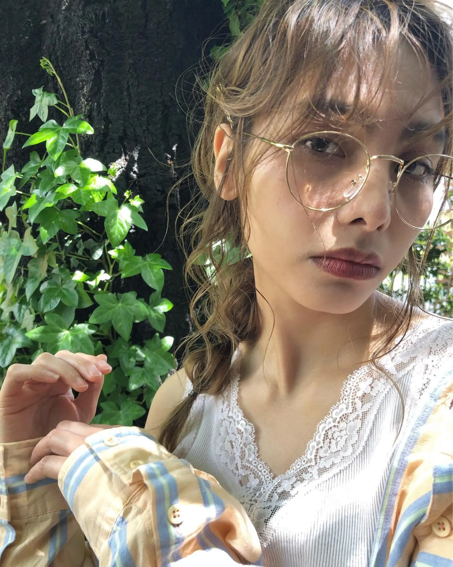 ミディアム ヘアアレンジ 顔周りレイヤー/韓国 ブリーチminamiのヘアスタイル