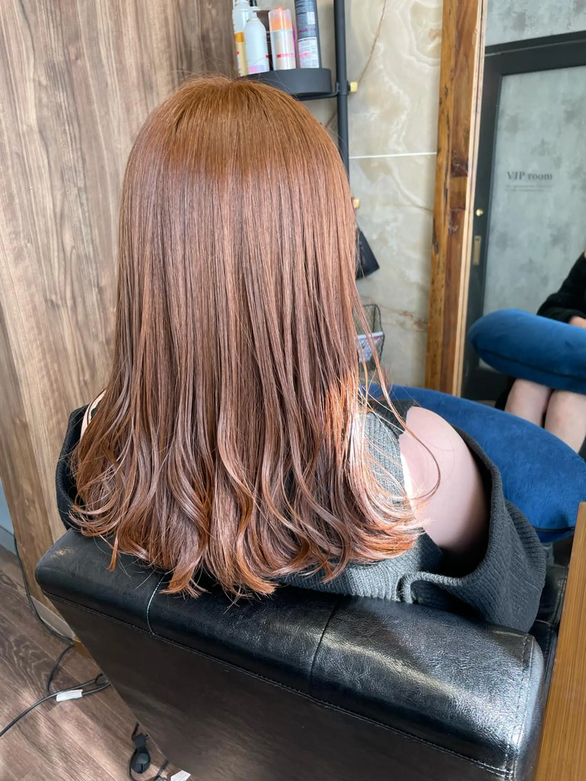 ミディアム カラー カット ヘアカラー トリートメント Lull (シェアサロンReco VIProom)所属・Lull1人美容室 バレイヤージュのヘアスタイル