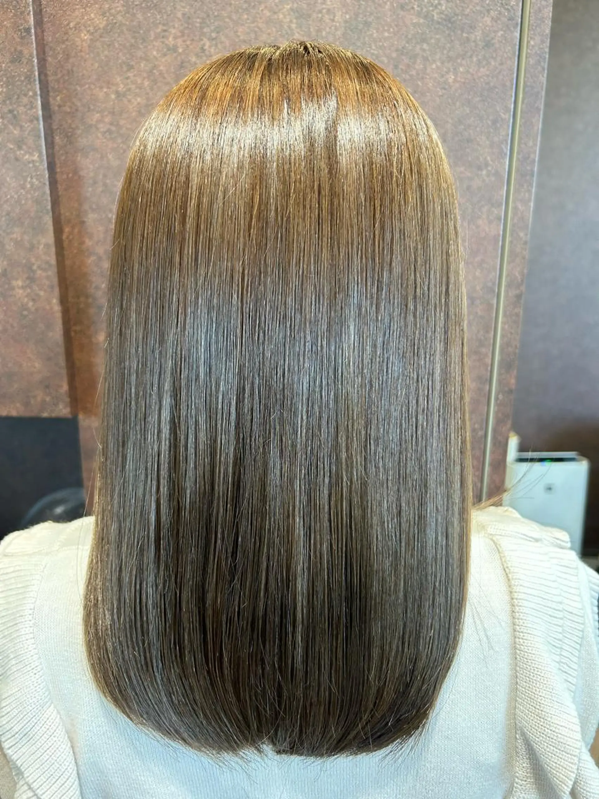 セミロング 髪質改善✨美髪矯正✨ KAREN🍓のヘアスタイル